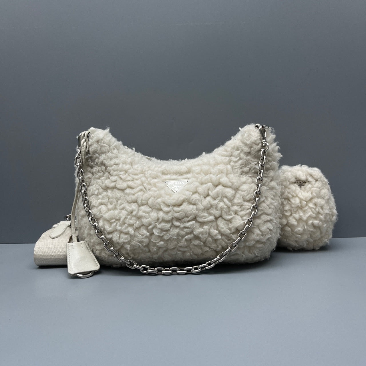 Prada - Re-Edition 2005 Hobo - Faux fur - White - (small)