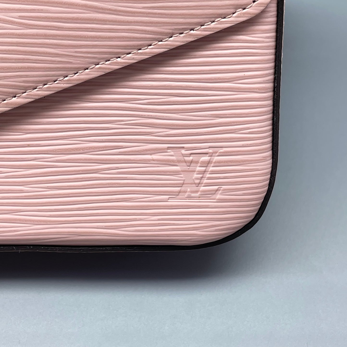Louis Vuitton - Félicie Pochette - Epi leather - Pink - (small)