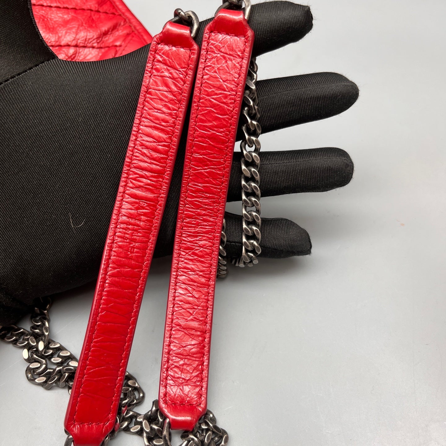 Saint Laurent - Niki Chain Bag - Crinkled calfskin leather - Red - (Small)
