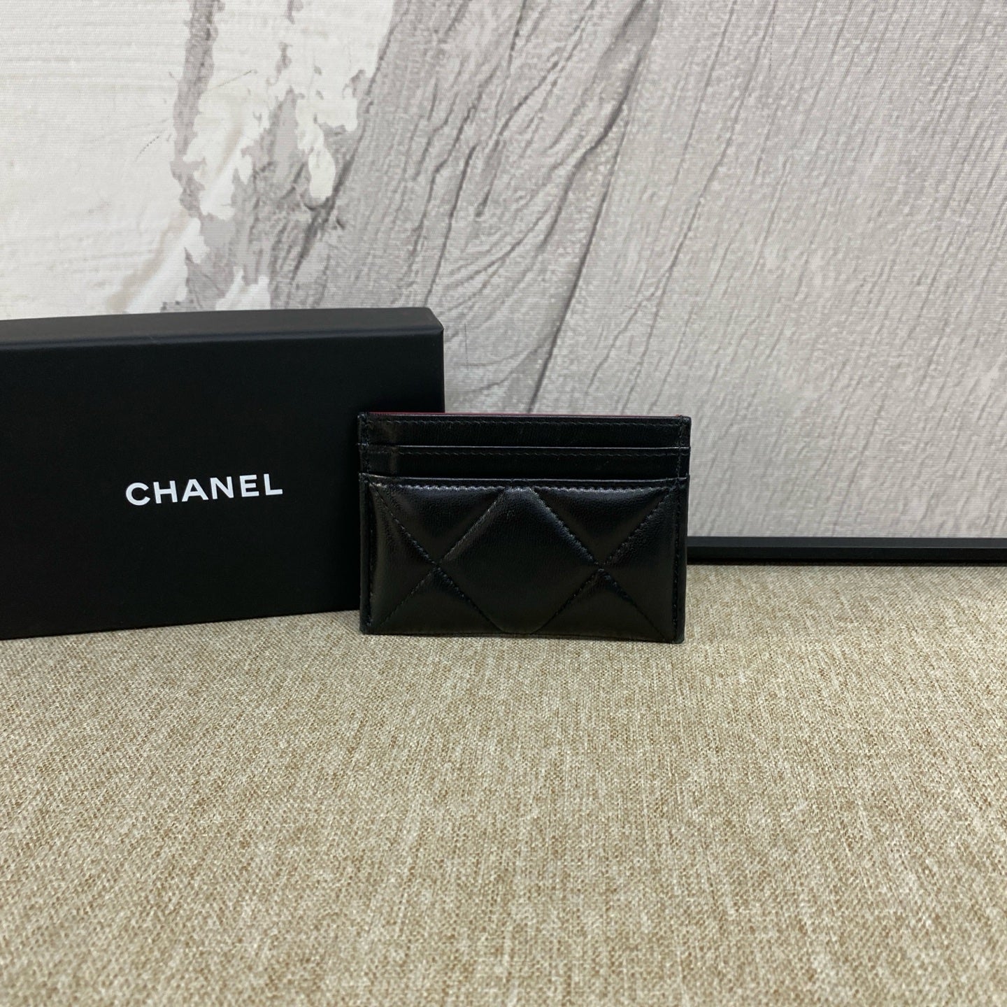 Chanel - 19 Card Holder - Lambskin leather - Black - (Small)