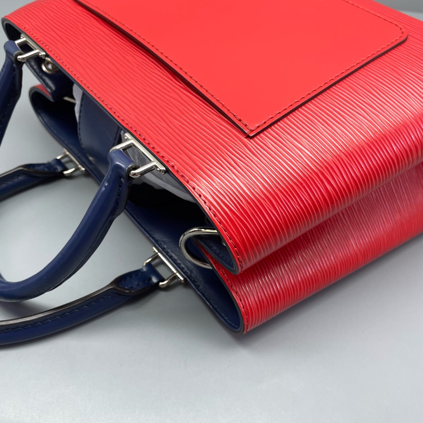 Louis Vuitton - Kleber - Epi Leather - Red - (medium)