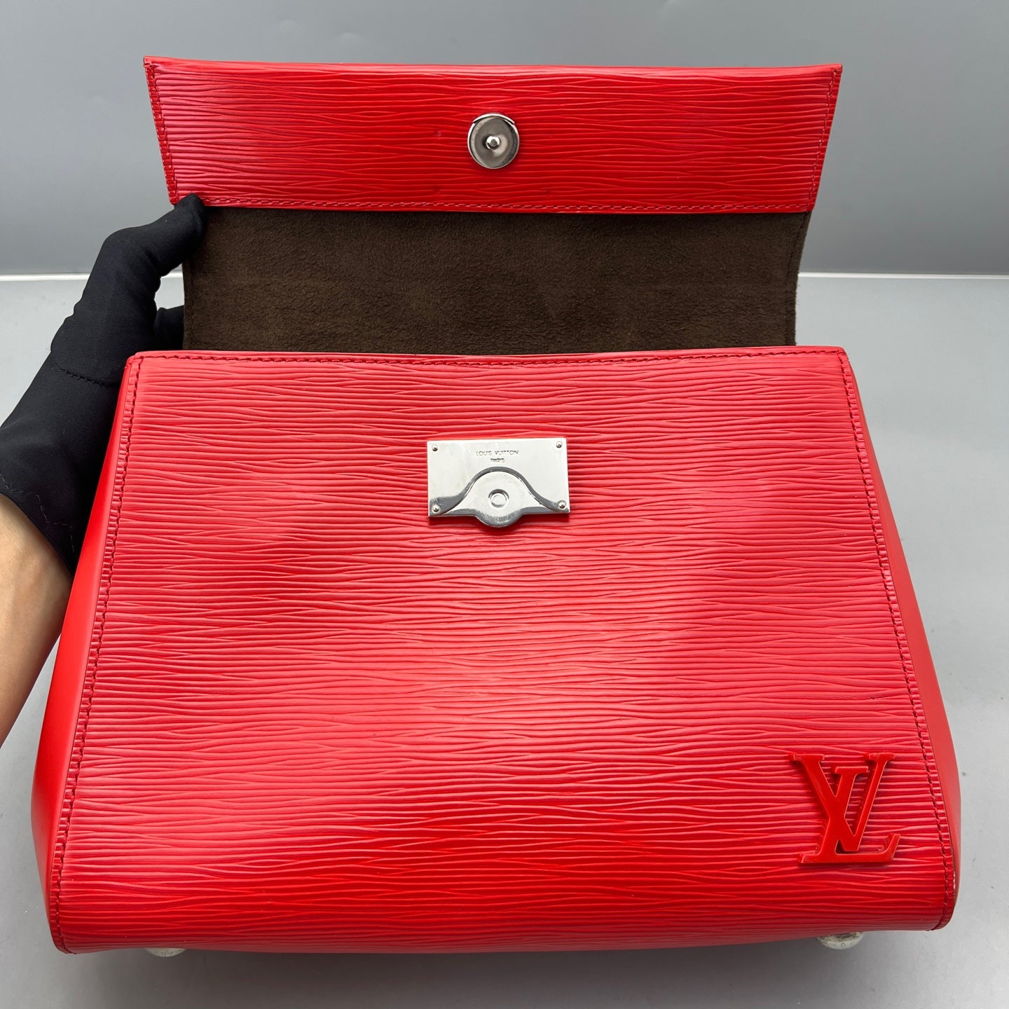 Louis Vuitton - Cluny BB - Epi leather - Red - (Medium)