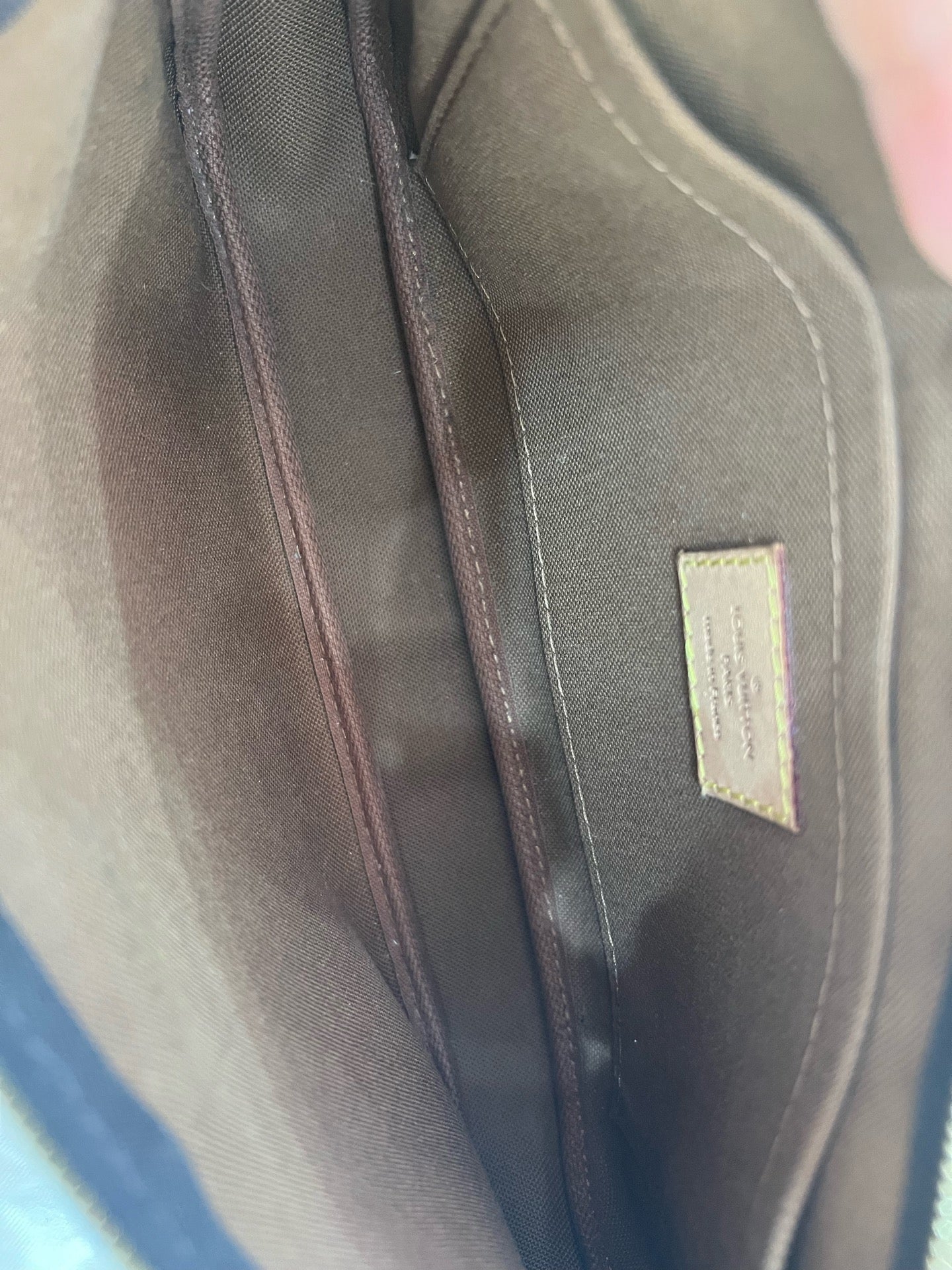 Louis Vuitton - Multi Pochette Accessoires - Monogram coated canvas with natural cowhide leather trim and textile strap - Brown (Monogram canvas) with Khaki Green strap - (Small)