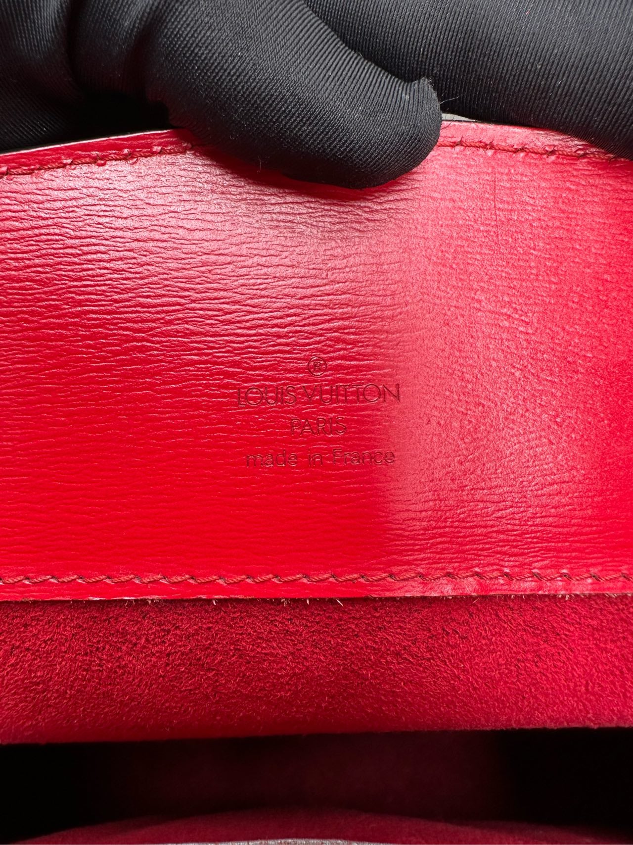 Louis Vuitton - Cluny - Epi leather - Red - (Medium)