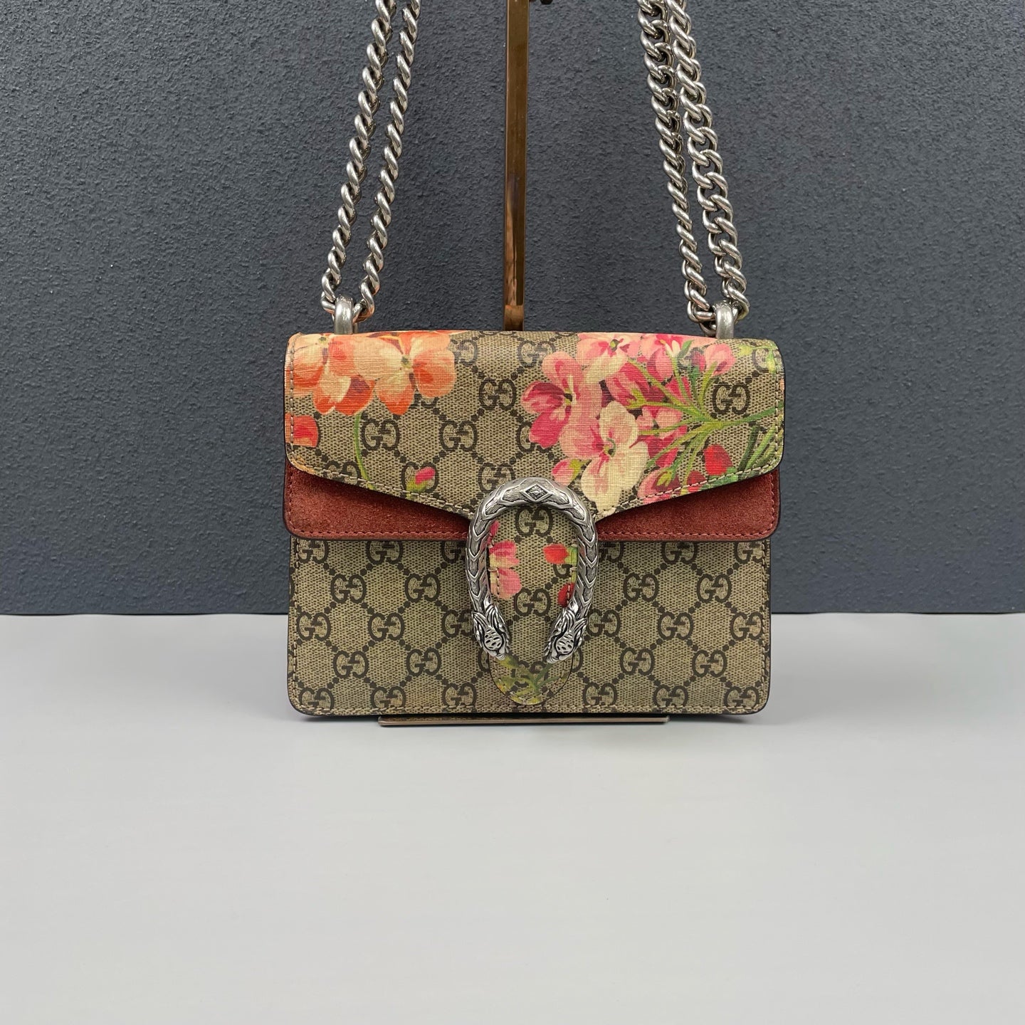 Gucci - Dionysus Small Shoulder Bag Geranium Print - GG Supreme canvas - Multicolour - (Small)