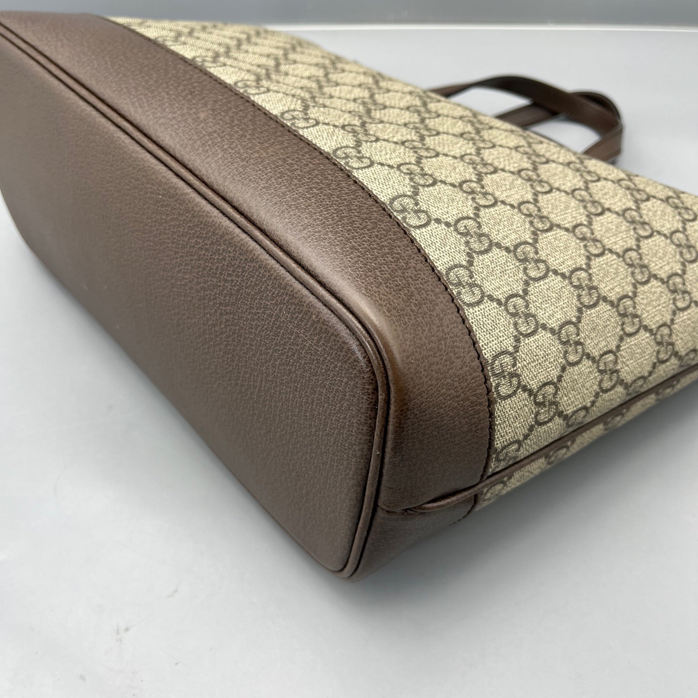 Gucci - GG Supreme Tote Bag - Coated canvas with leather trim - Brown - (Medium)
