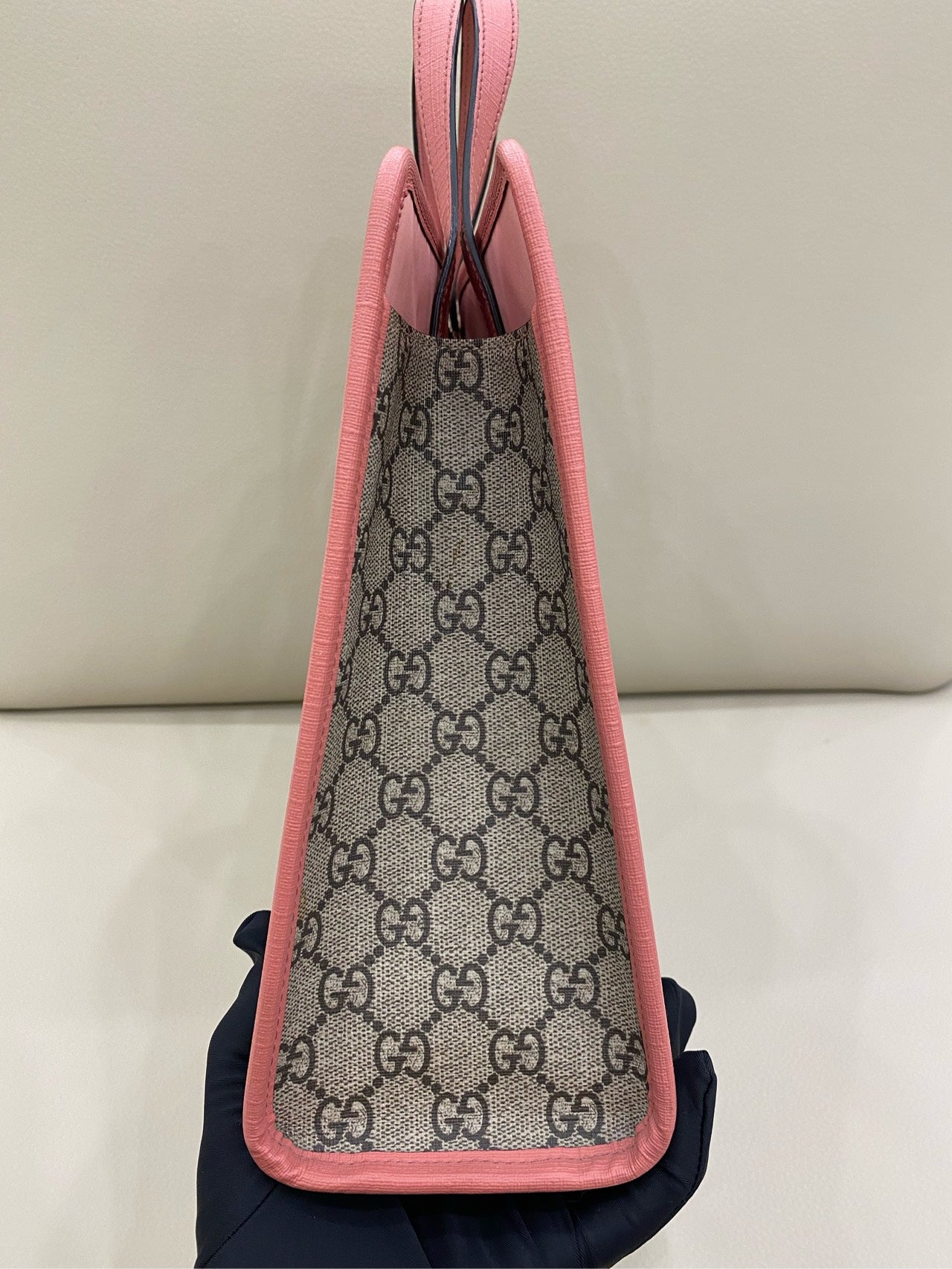 Gucci - Yuko Higuchi Cat and Rabbit Tote Bag - GG Supreme canvas with leather trim - Multicolour with Pink accents - (medium)