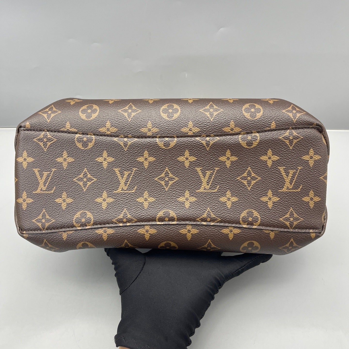 Louis Vuitton - Turenne PM - Monogram coated canvas with natural cowhide leather trim - Brown - (Small)