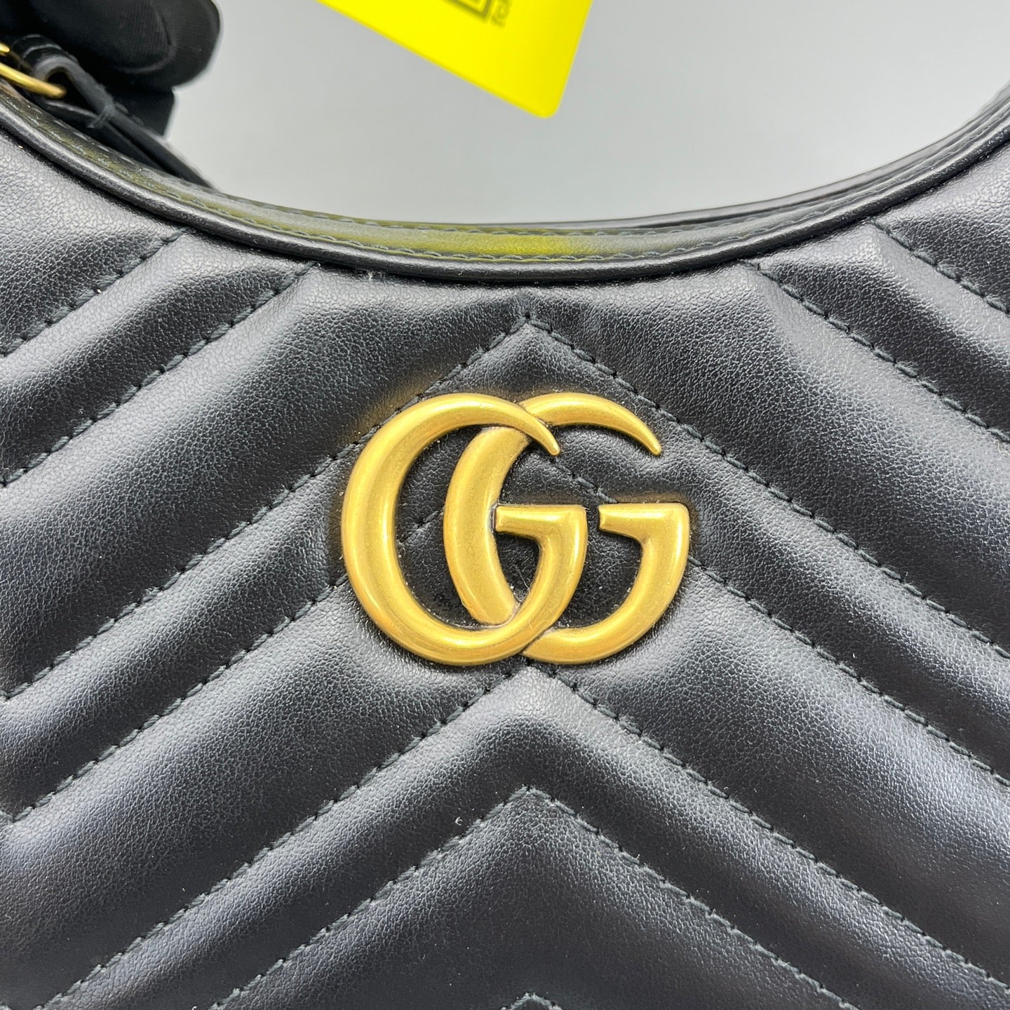 Gucci - GG Marmont Half-Moon Hobo Bag - Matelassé leather - Black with Gold-Tone Hardware - (mini)
