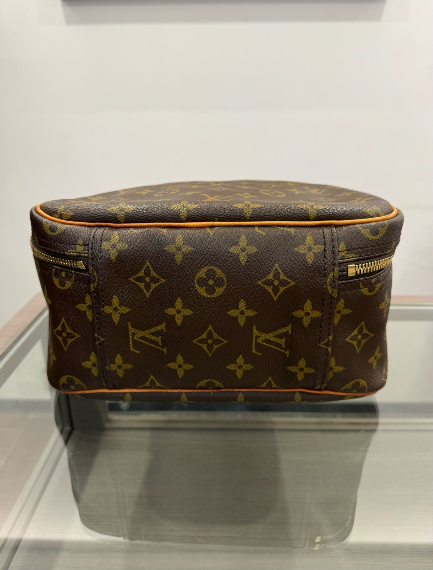 Louis Vuitton - Jenny Handbag - Monogram coated canvas with natural vachetta leather trim - Brown - (medium)