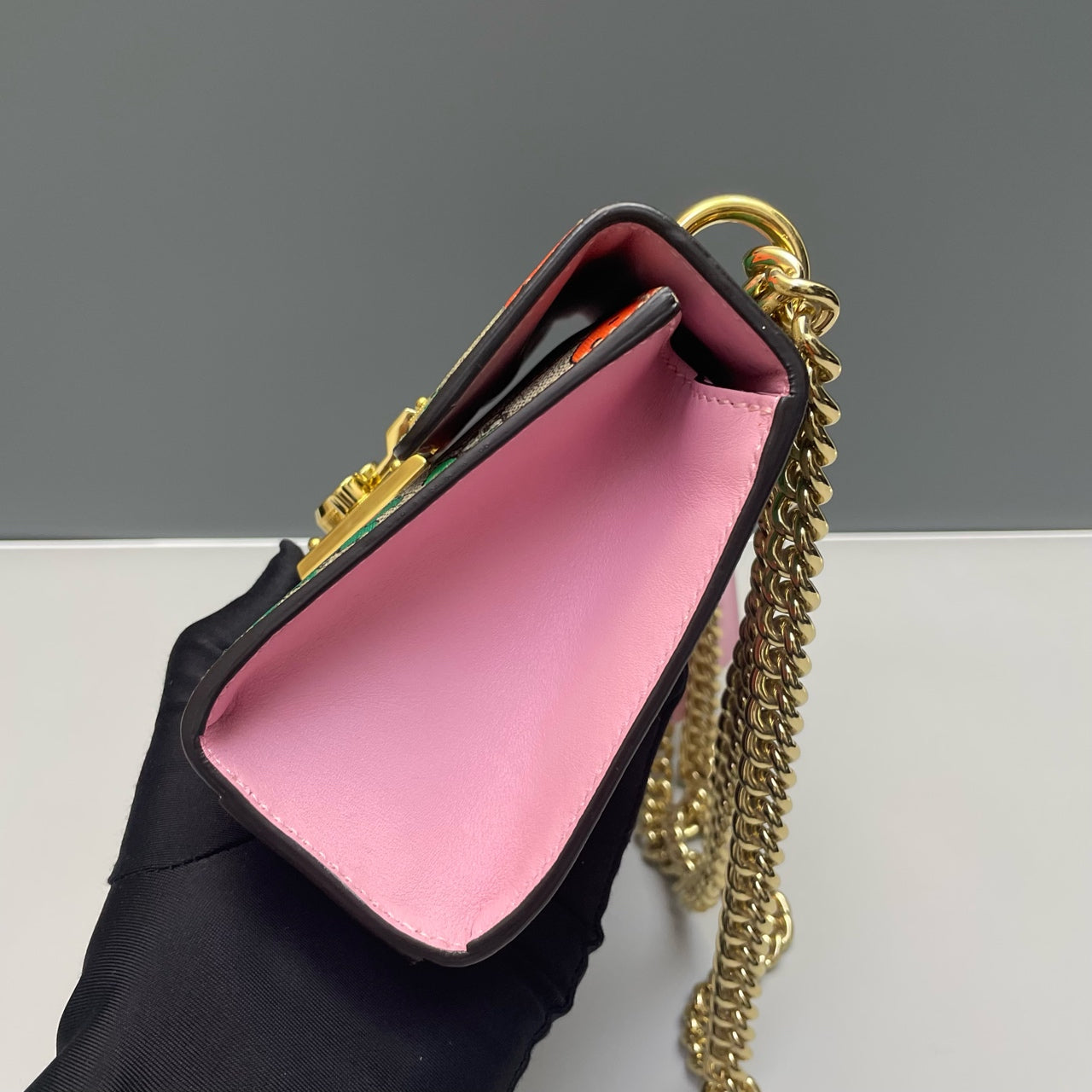 Gucci - Padlock GG Supreme Strawberry Print Small - Coated canvas with leather trim and suede lining - Beige, Pink, Red, Green - (small)