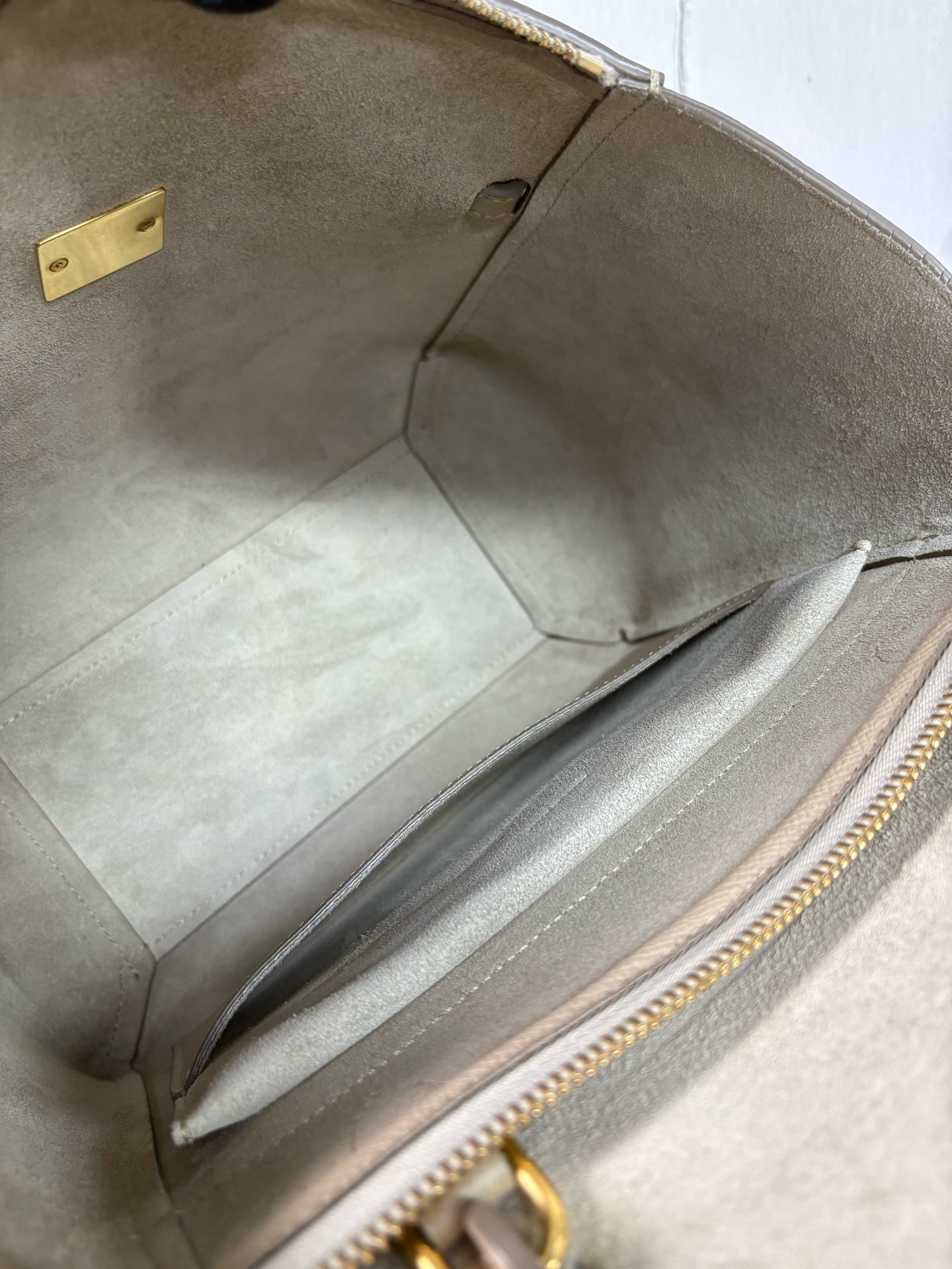 Celine - Belt Bag Small - Calfskin leather - Beige with Gold-Tone Hardware - (Small)
