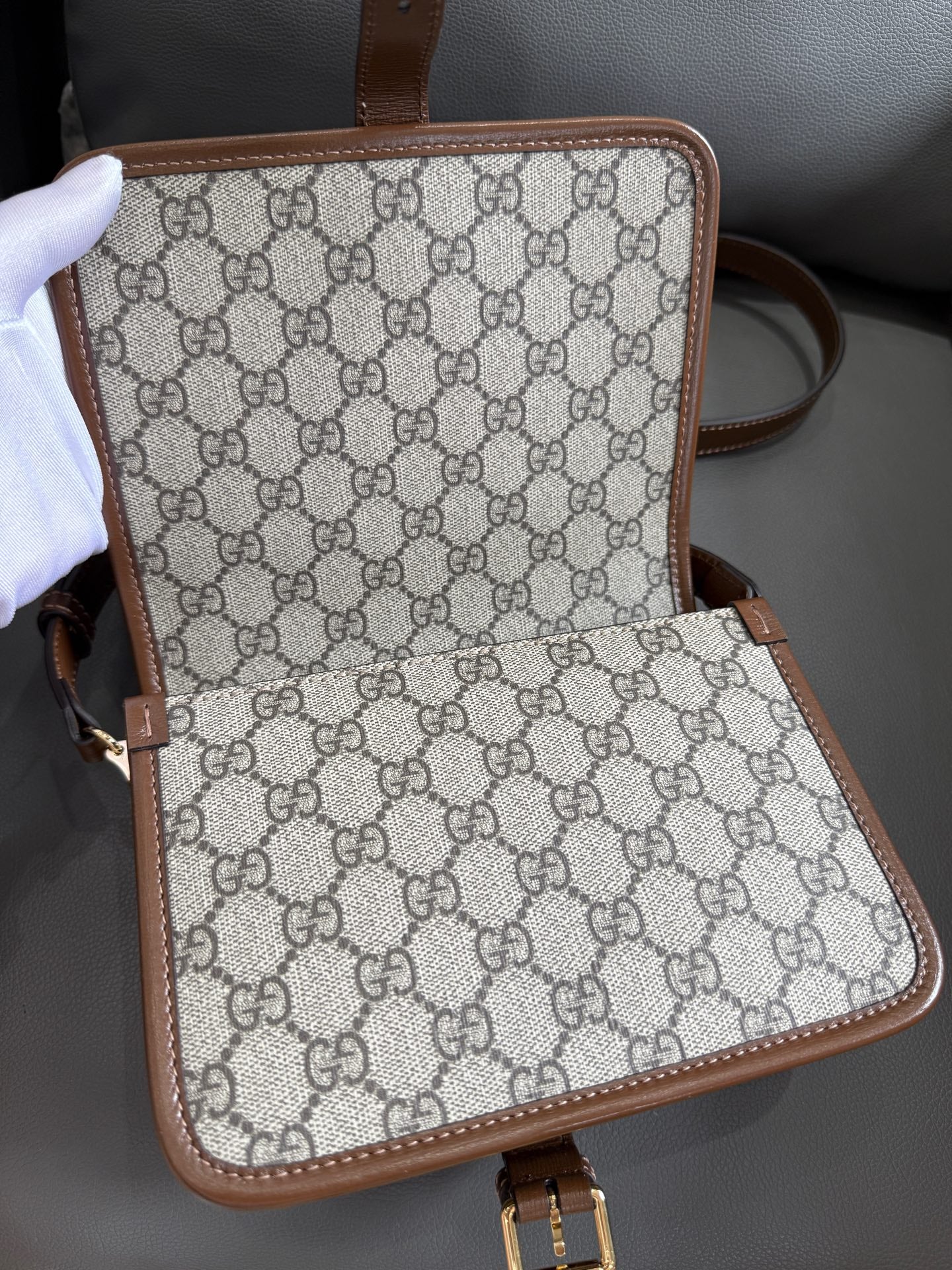 Gucci - GG Retro Mini Messenger Accordion Bag 041 Label - GG Supreme canvas with Leather trim - Beige - (mini)