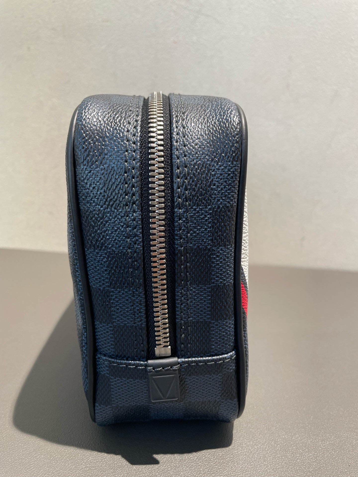 Louis Vuitton - America's Cup Regatta Limited Edition Toiletry Pouch - Damier Graphite coated canvas - Black - (small)