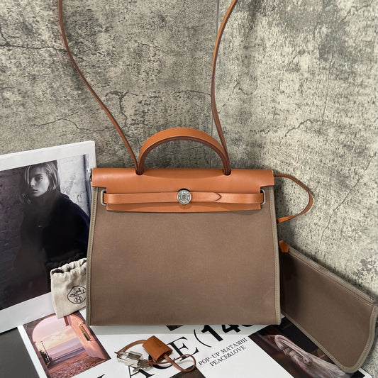 Hermès - Herbag Zip 31 - Toile H canvas and Barenia leather - Ebony brown and Elephant Grey canvas with Barenia leather accents - (Medium)