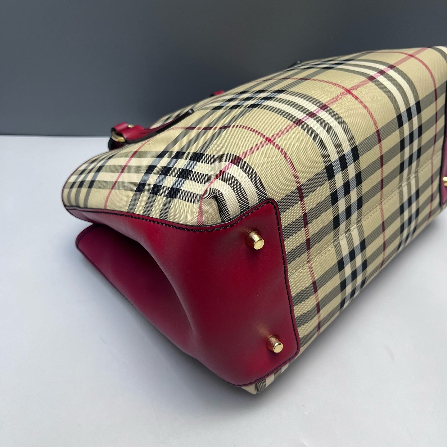 Burberry - Classic Check Tote Bag - Canvas and Leather - Beige with Burgundy Accents - (medium)