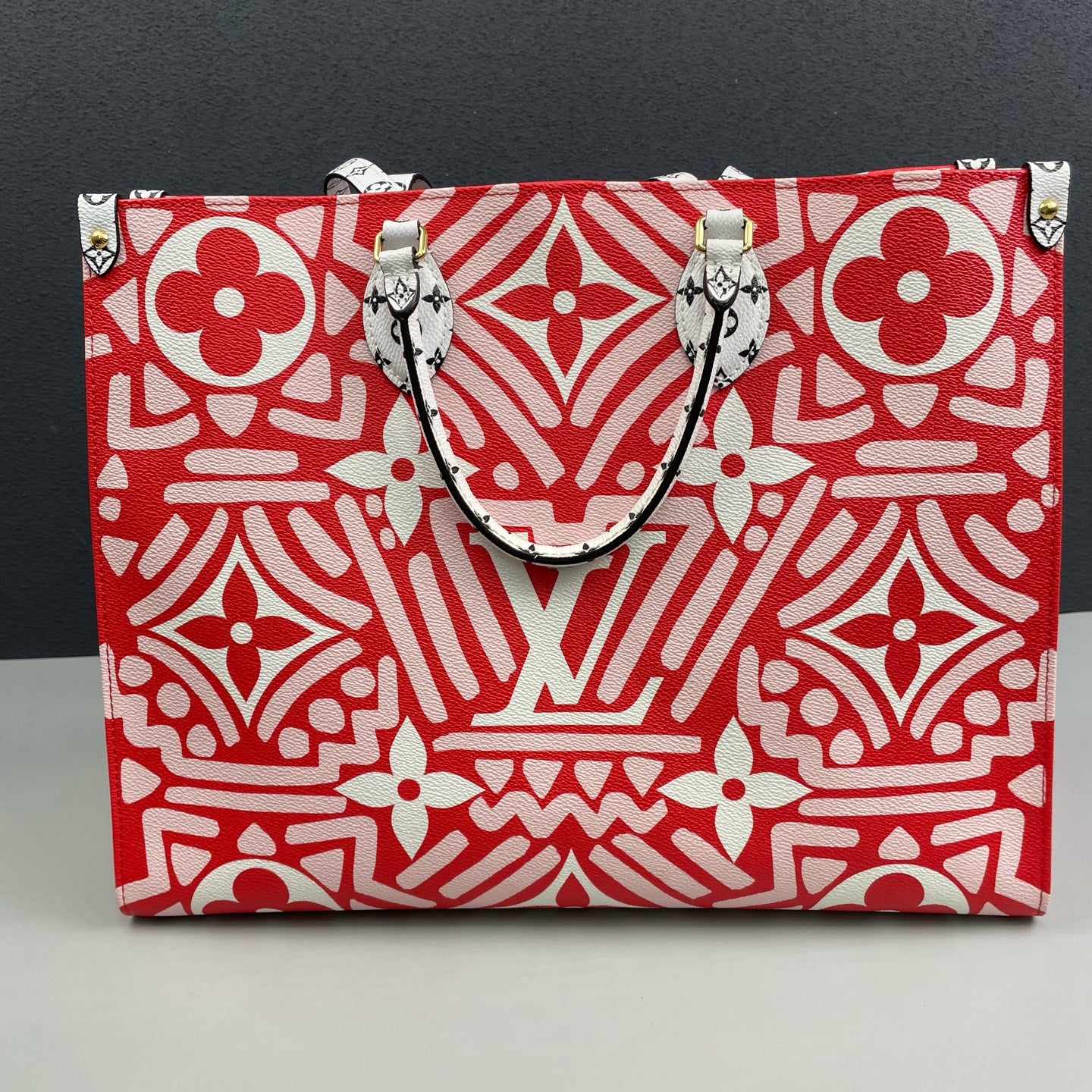 Louis Vuitton - OnTheGo Tote Qixi Limited Edition Graffiti - Coated canvas with leather trim - Red - (Large)