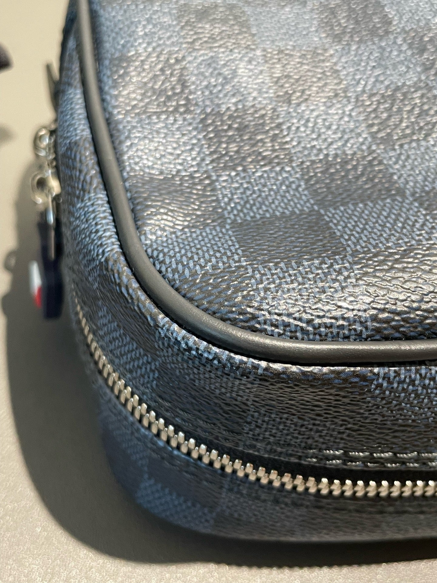 Louis Vuitton - America's Cup Regatta Limited Edition Toiletry Pouch - Damier Graphite coated canvas - Black - (small)