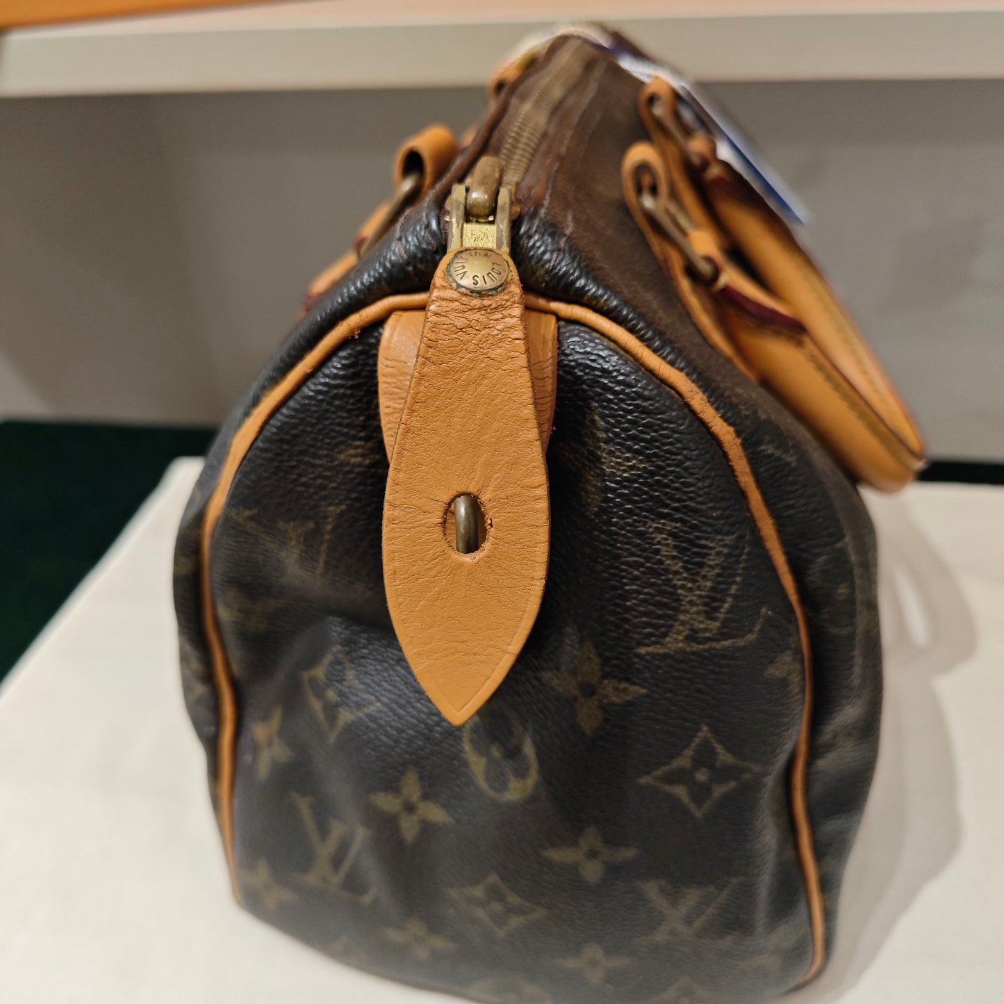 Louis Vuitton - Speedy 25 - Monogram coated canvas with Vachetta leather trim - Brown - (Small)
