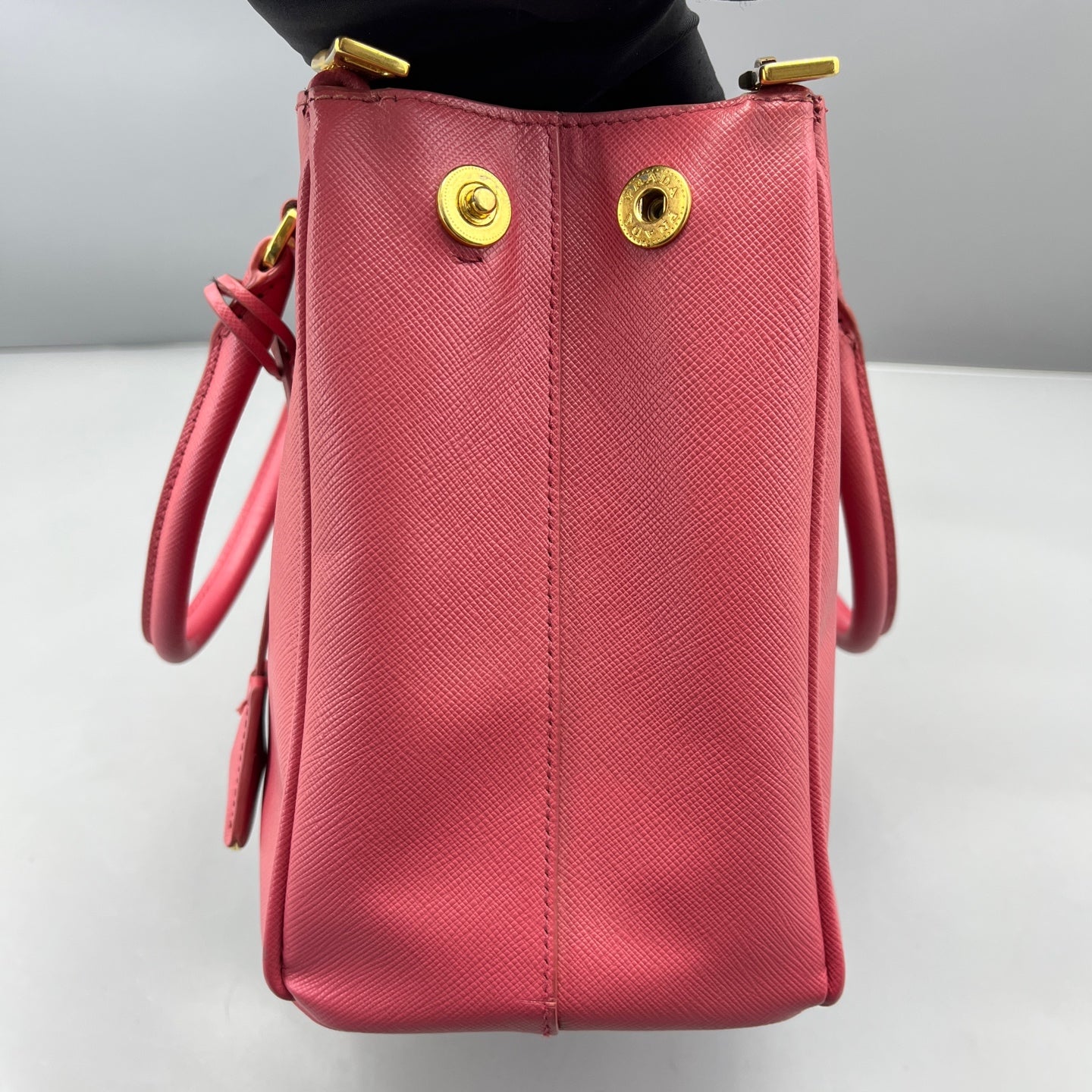Prada - Saffiano Lux Tote - Saffiano leather - Rose Pink - (Medium)
