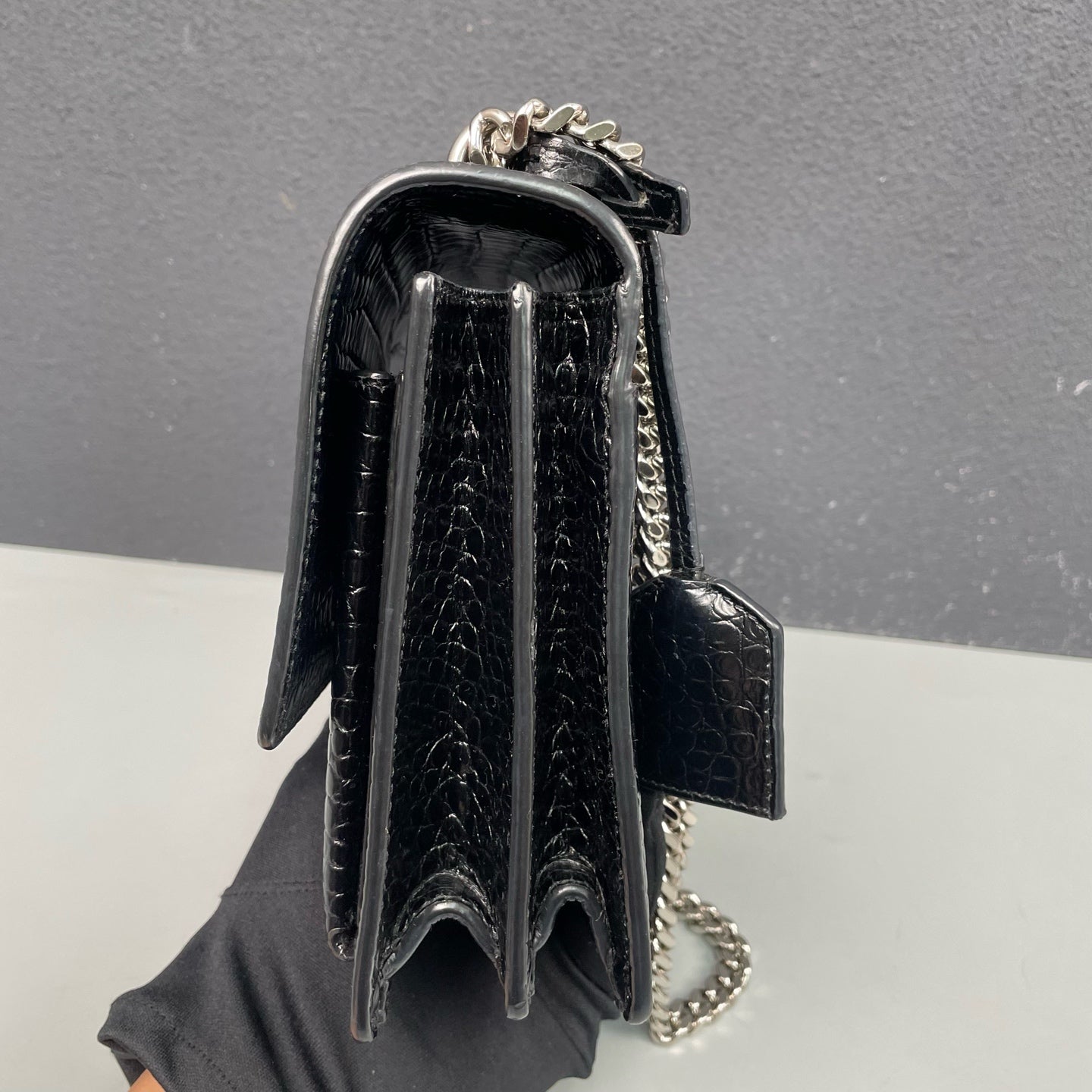 Saint Laurent - Sunset Medium Chain Bag - Embossed leather - Black - (Medium)