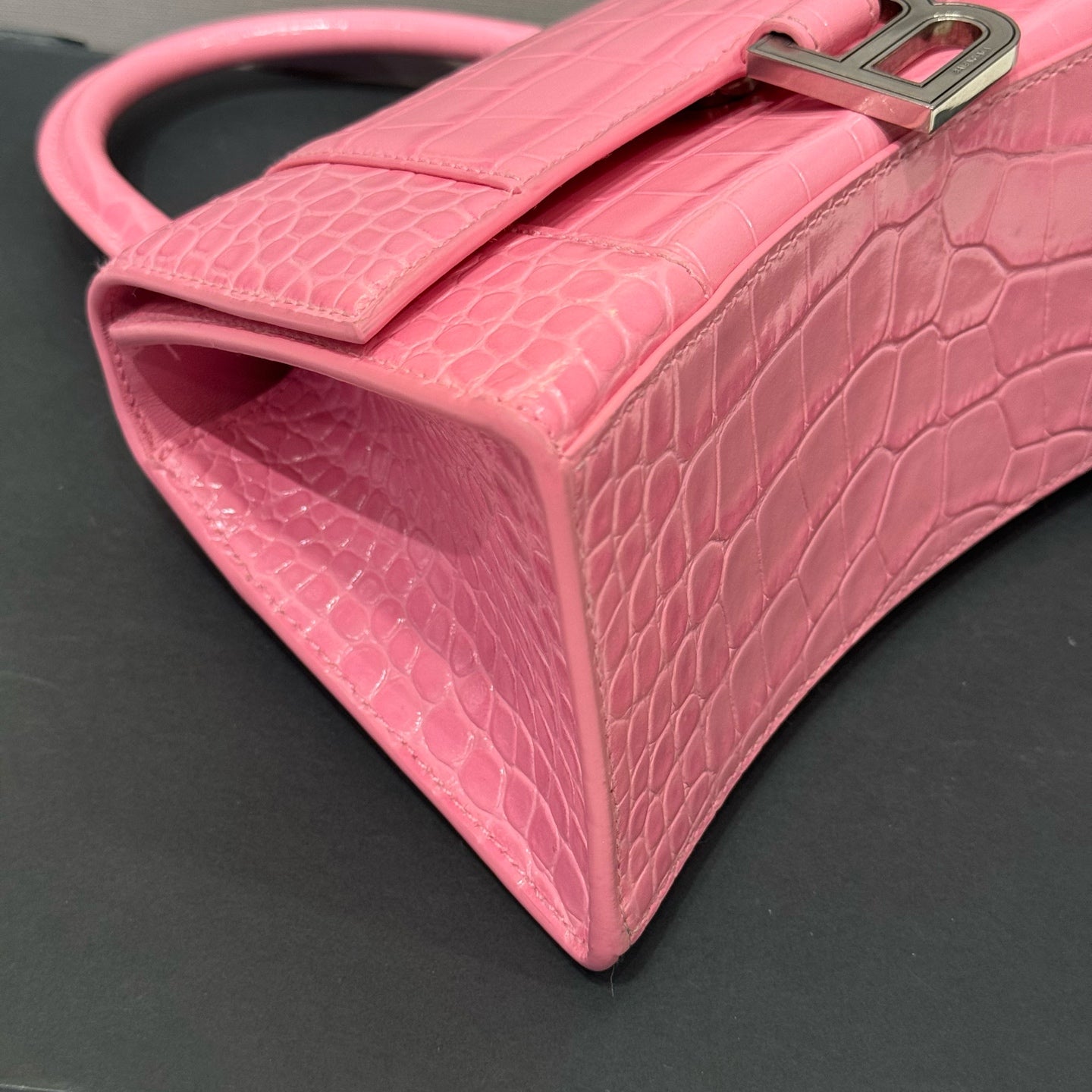 Balenciaga - HOURGLASS - Cowhide leather with crocodile embossing - Pink - (Mini)
