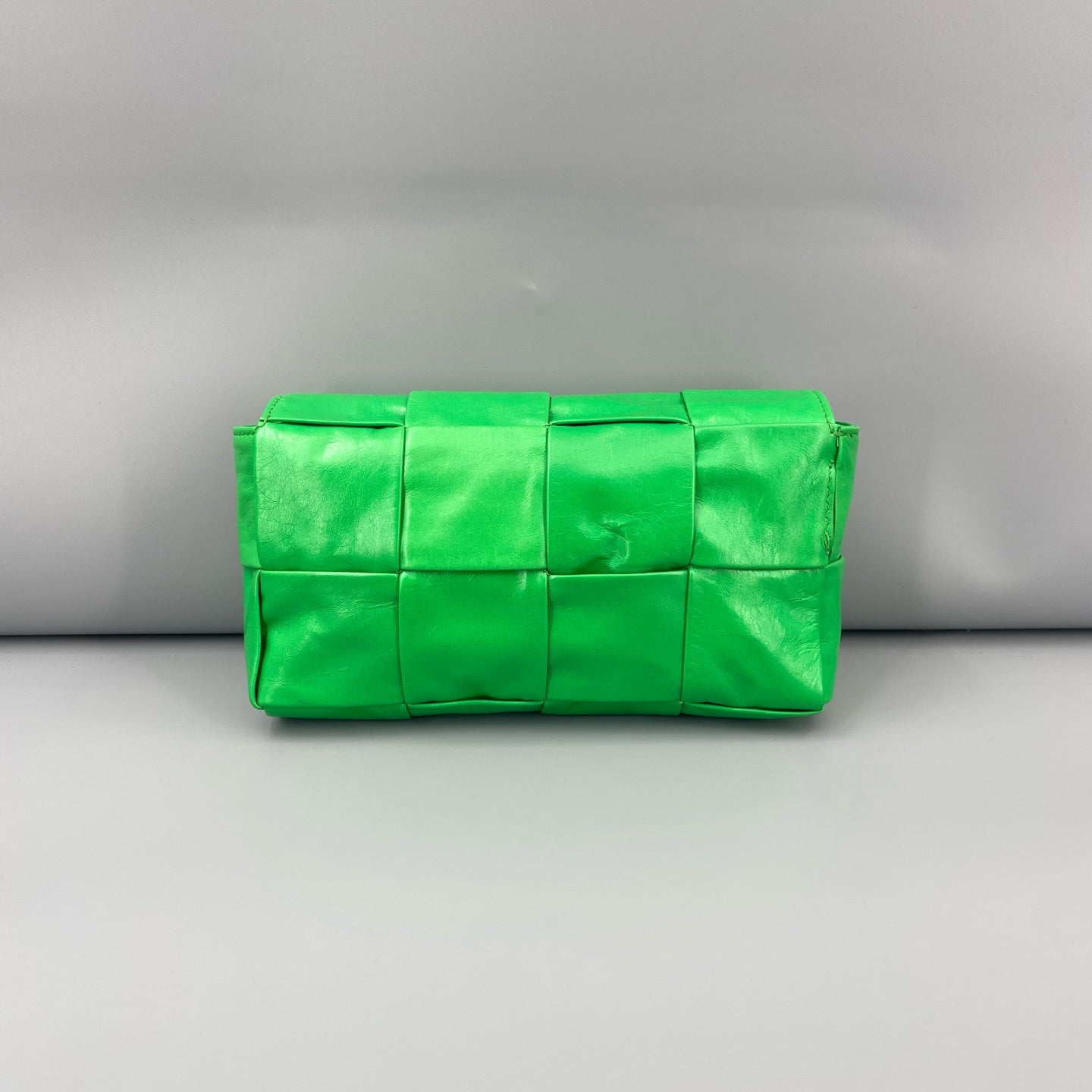 Bottega Veneta - Padded Cassette Bag - Leather - Green - (mini)