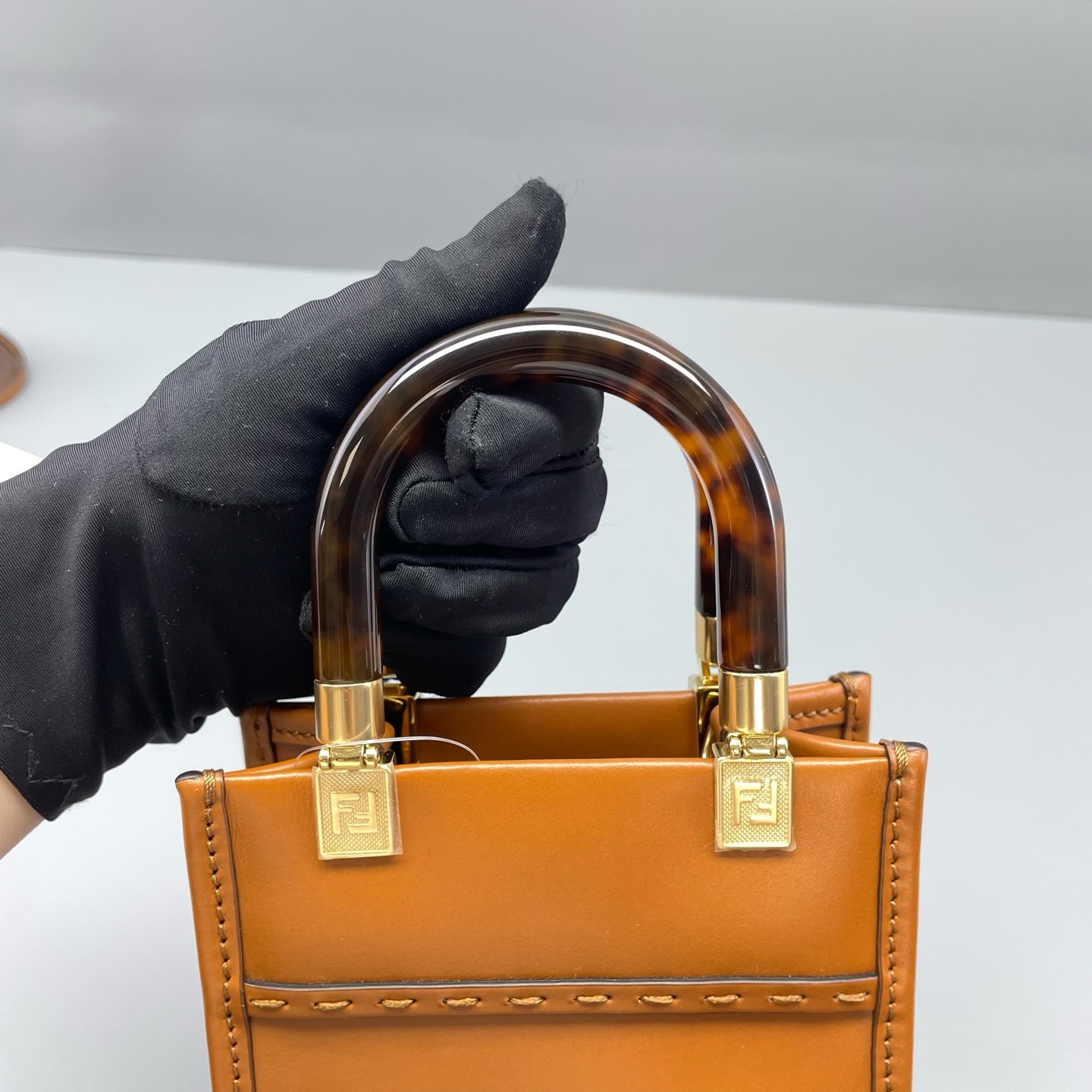 Fendi - Mini Sunshine Shopper Tote - Smooth calfskin leather with resin handles - Caramel Brown - (mini)