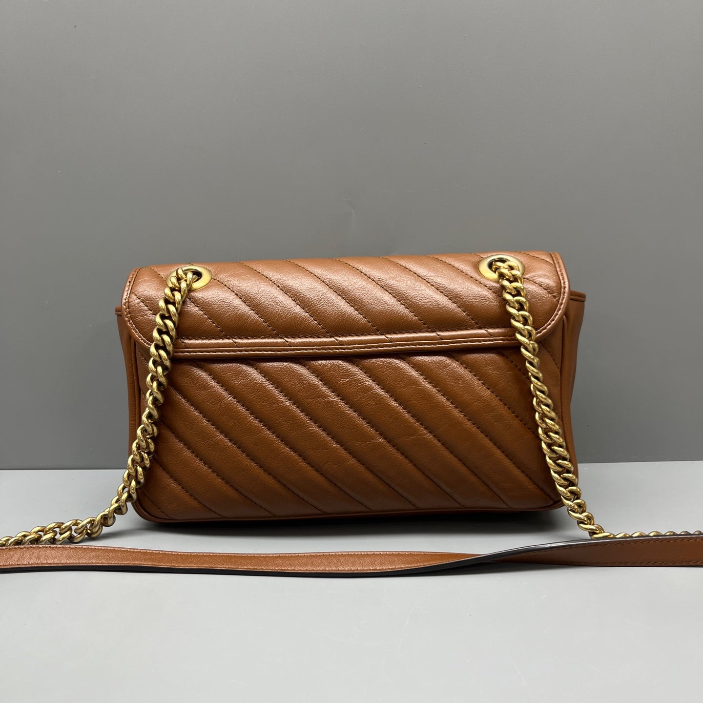 Gucci - GG Marmont Matelassé Shoulder Bag - Leather - Caramel with Gold-Tone Hardware - (medium)