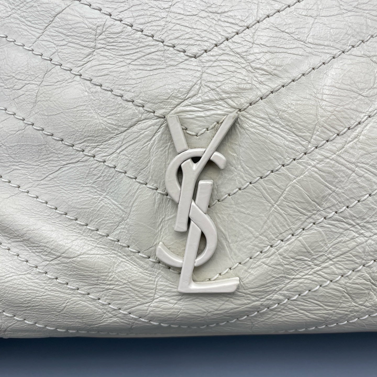 Saint Laurent - Niki Small Tote Bag - Leather - White - (Small)