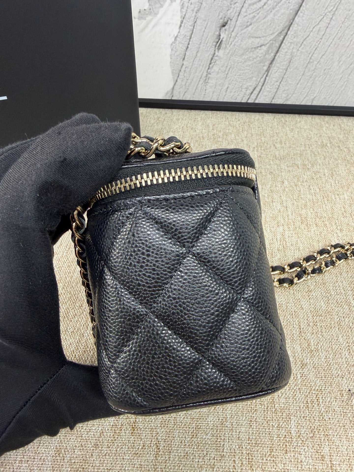 Chanel - Mini Vanity Case - Caviar leather - Black - (mini)
