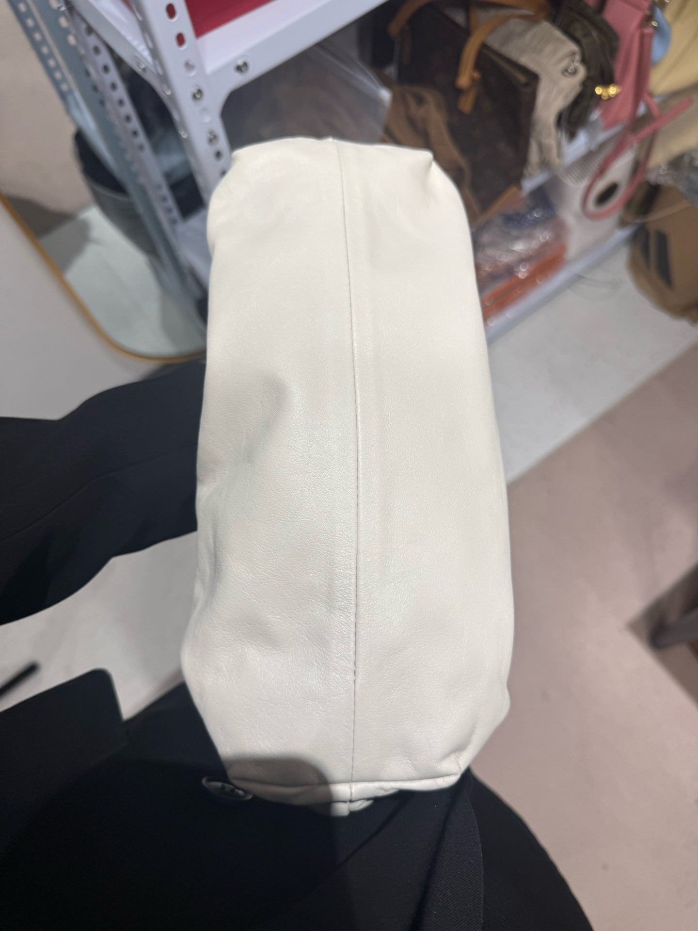 Bottega Veneta - The Chain Pouch - Calfskin leather - White - (small)