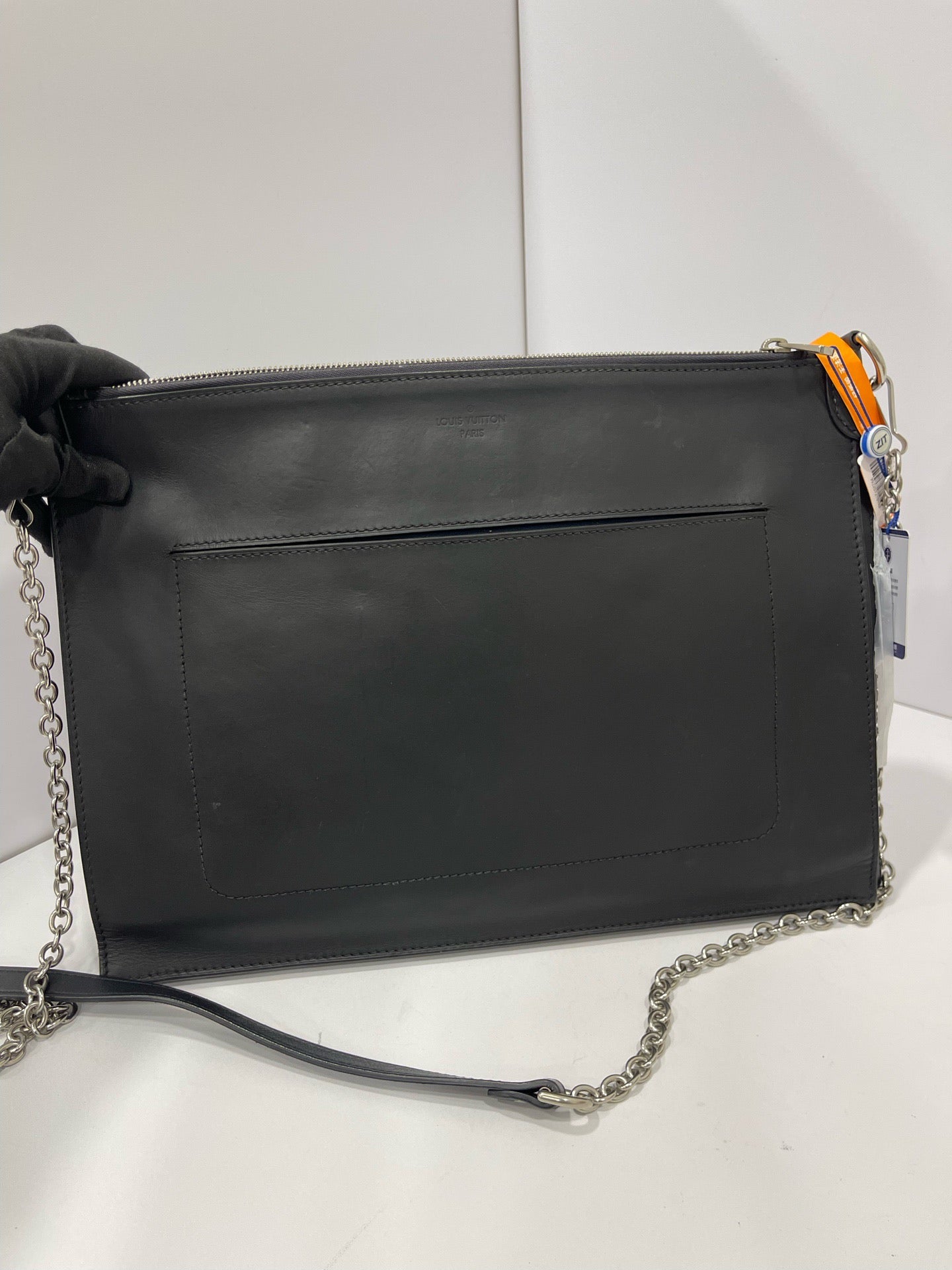 Louis Vuitton - Pochette Voyage - Leather - Black - (Large)
