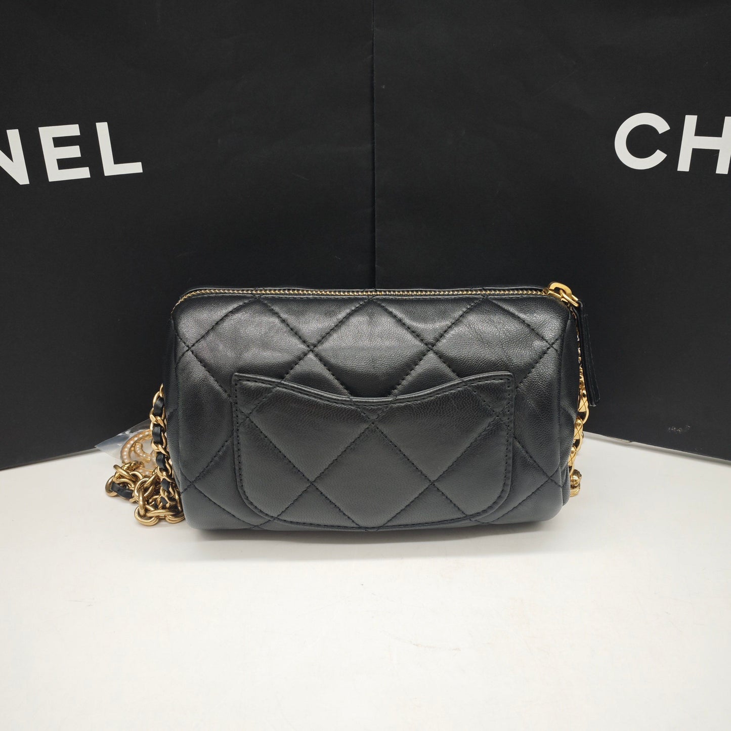 Chanel - Quilted Lambskin Bowling Bag - Lambskin leather - Black - (mini)