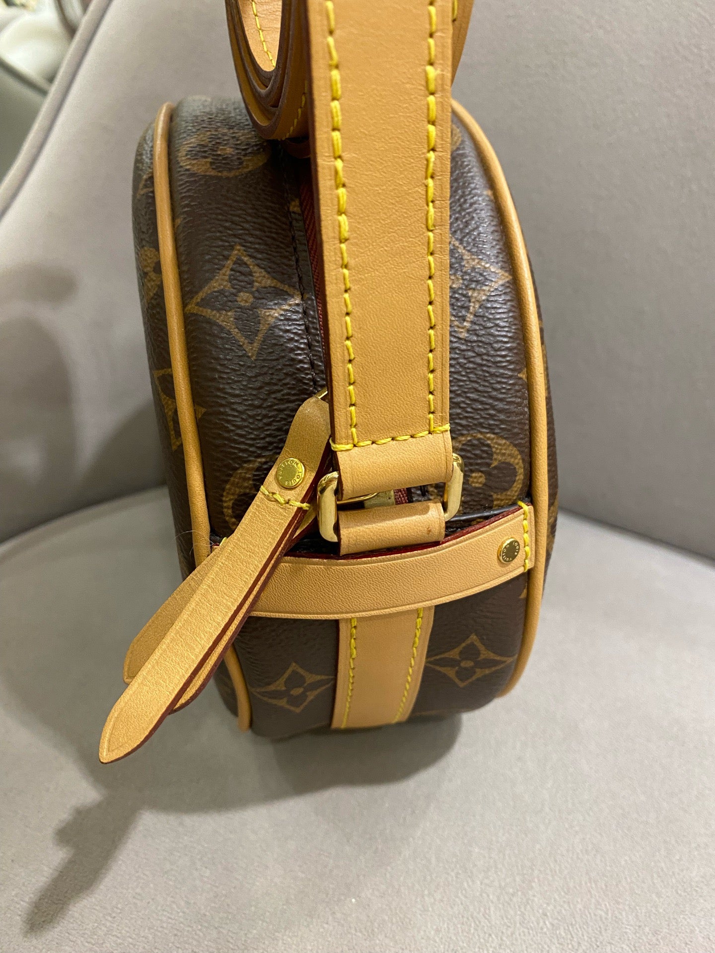 Louis Vuitton - Small Round Bag - Monogram coated canvas with Vachetta leather trim - Brown - (mini)