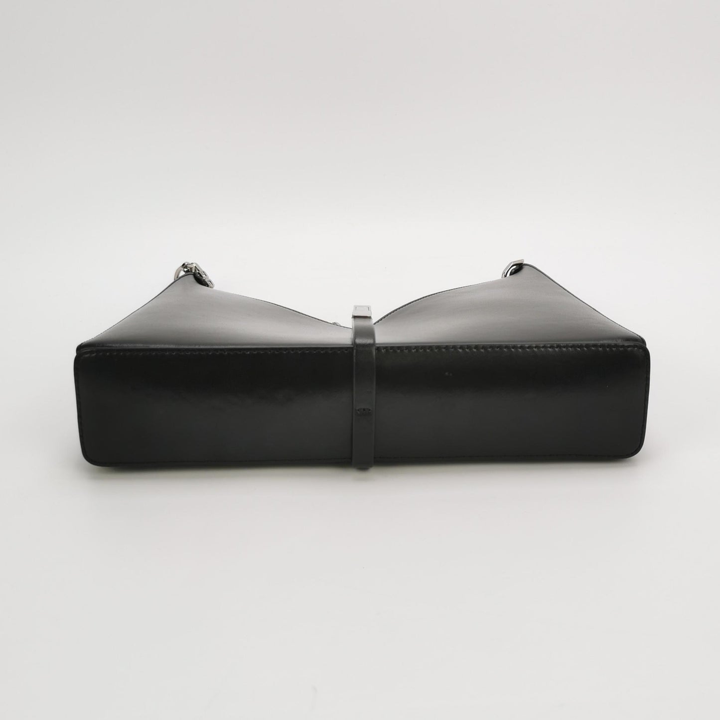 Givenchy - Cut Out - Leather with synthetic lining - Black - (Small)