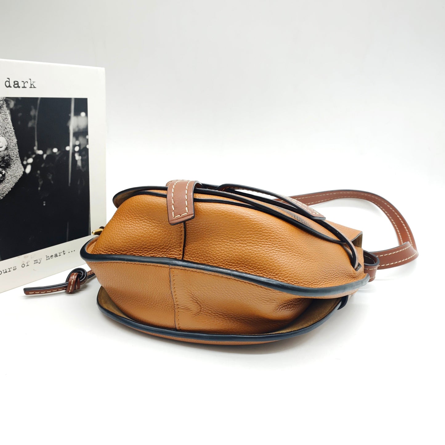 Loewe - Gate Bag - Grained calfskin leather - Caramel and Brown - (Medium)
