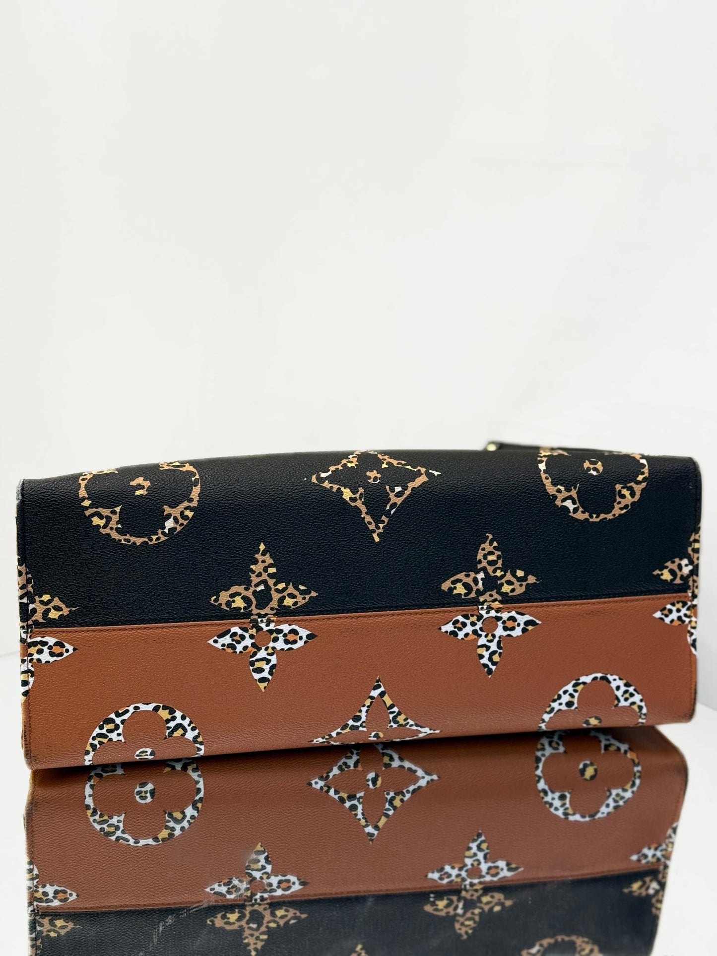 Louis Vuitton - OnTheGo Large Tote Jungle Collection - Coated Canvas with Leather trim - Multicolour (Brown, Black, Caramel) - (large)