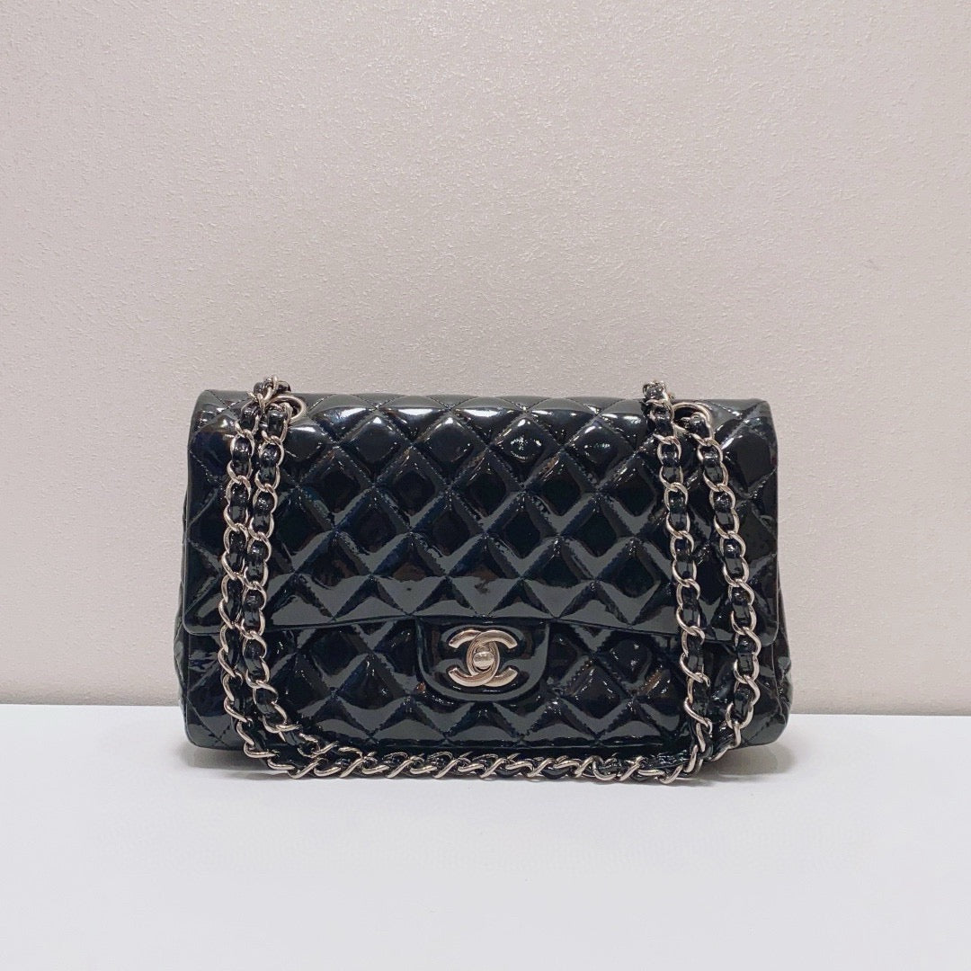 Chanel - Classic Flap Medium Double Flap Bag - Patent leather - Black - (Medium)