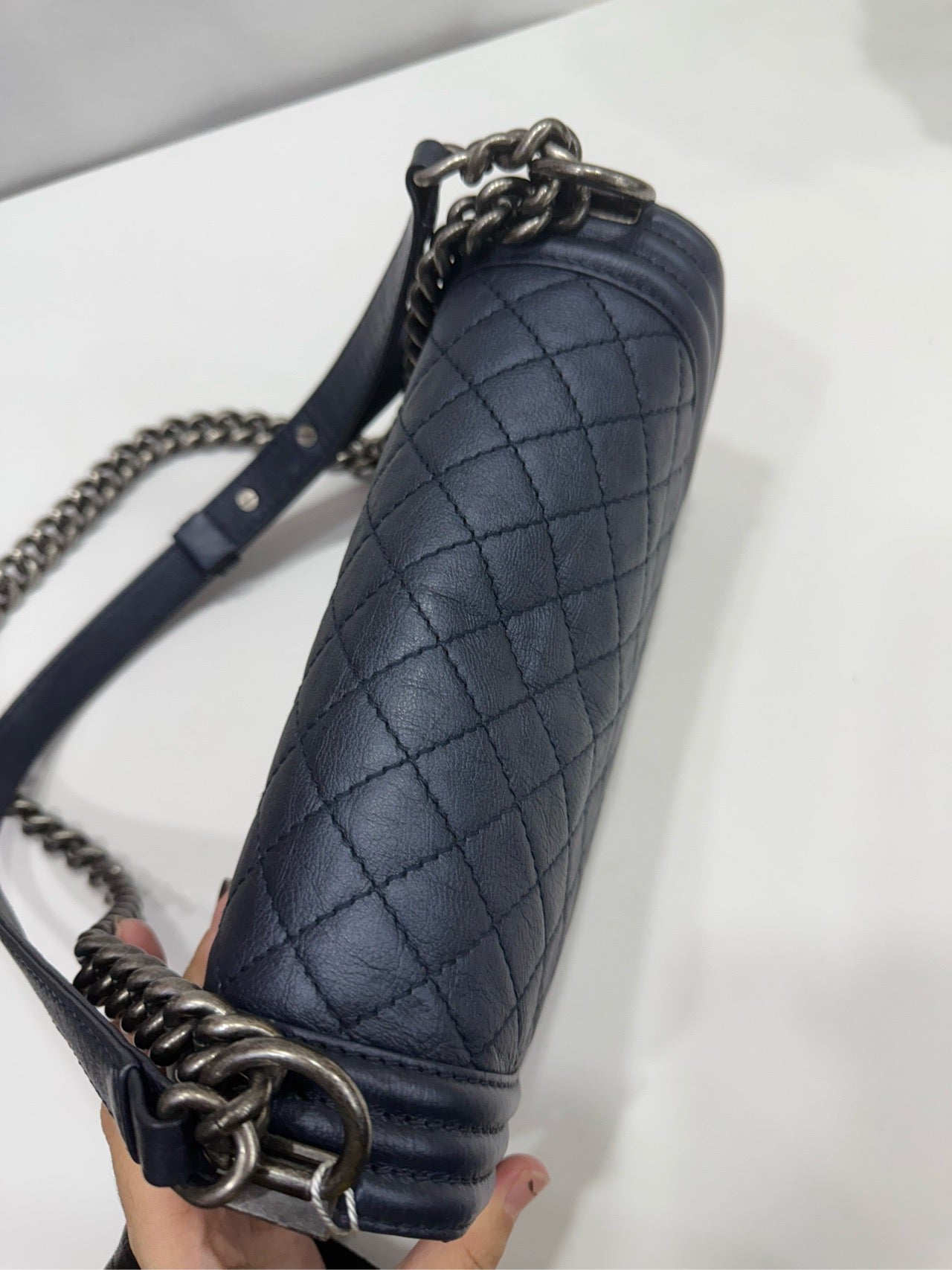 Chanel - Le Boy - Calfskin leather - Blue - (Medium)