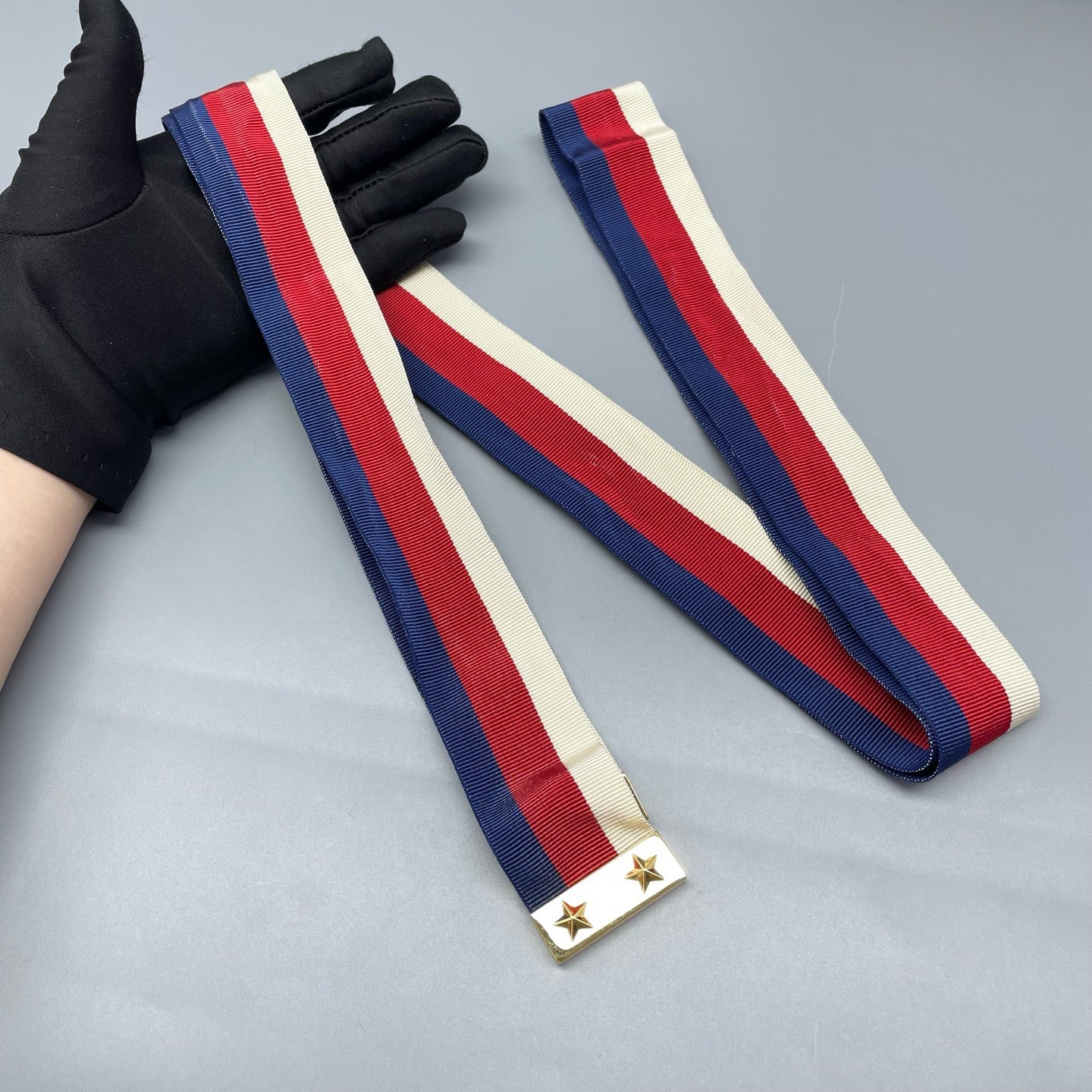 Gucci - Sylvie - Leather and Fabric - White with Red and Blue accents - (Medium)