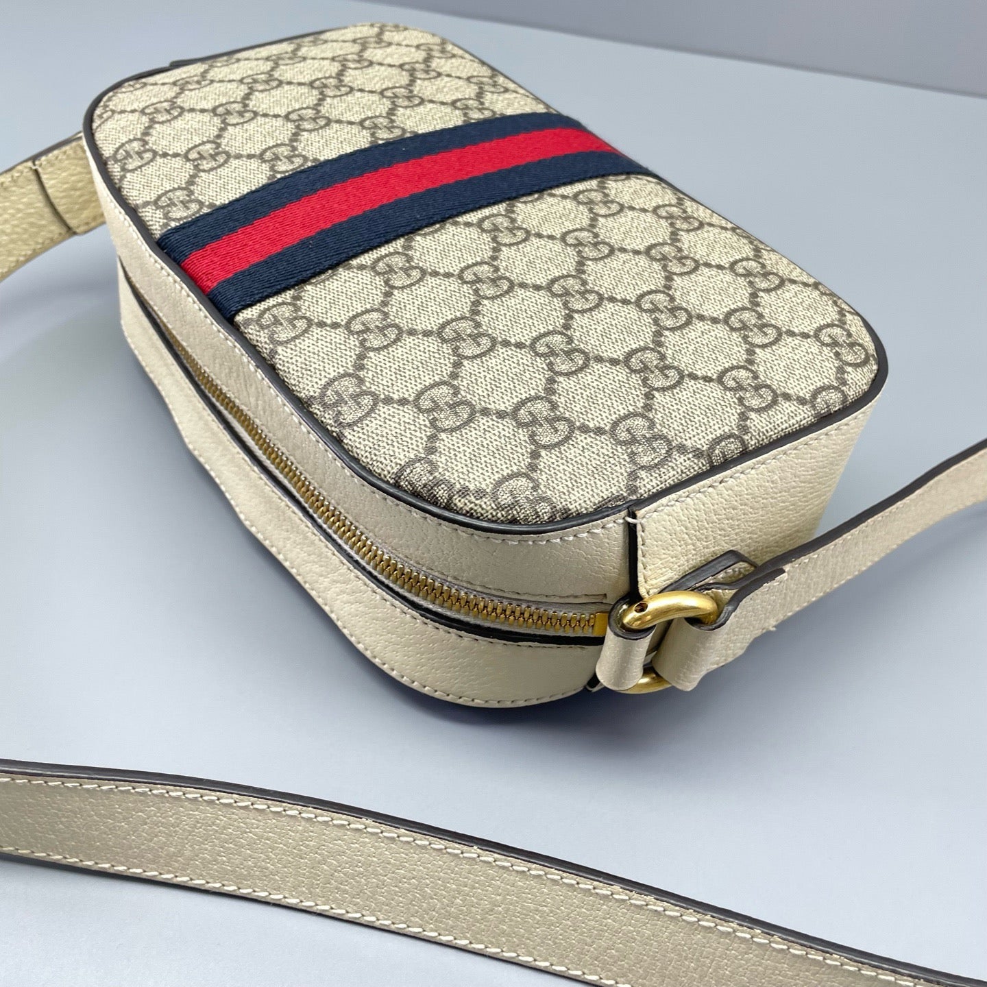 Gucci - Ophidia GG Camera Bag - GG Supreme coated canvas with leather trim - Beige with white trim - (medium)