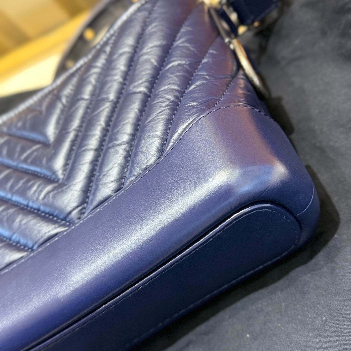 Chanel - Gabrielle Hobo Small - Aged calfskin leather - Navy - (small)