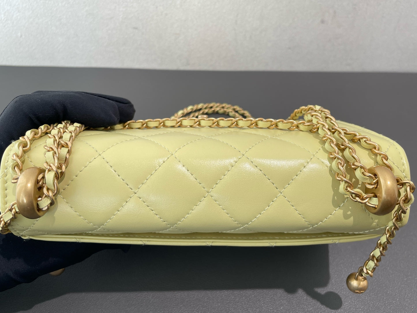 Chanel - WOC Double Gold Bead - Lambskin leather - Yellow - (mini)