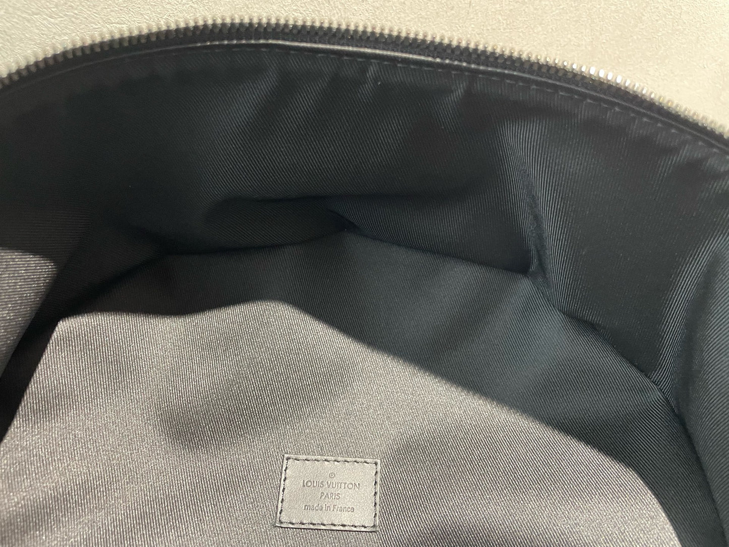 Louis Vuitton - Discovery Backpack Monogram Eclipse - Monogram Eclipse coated canvas with leather trim - Black - (medium)