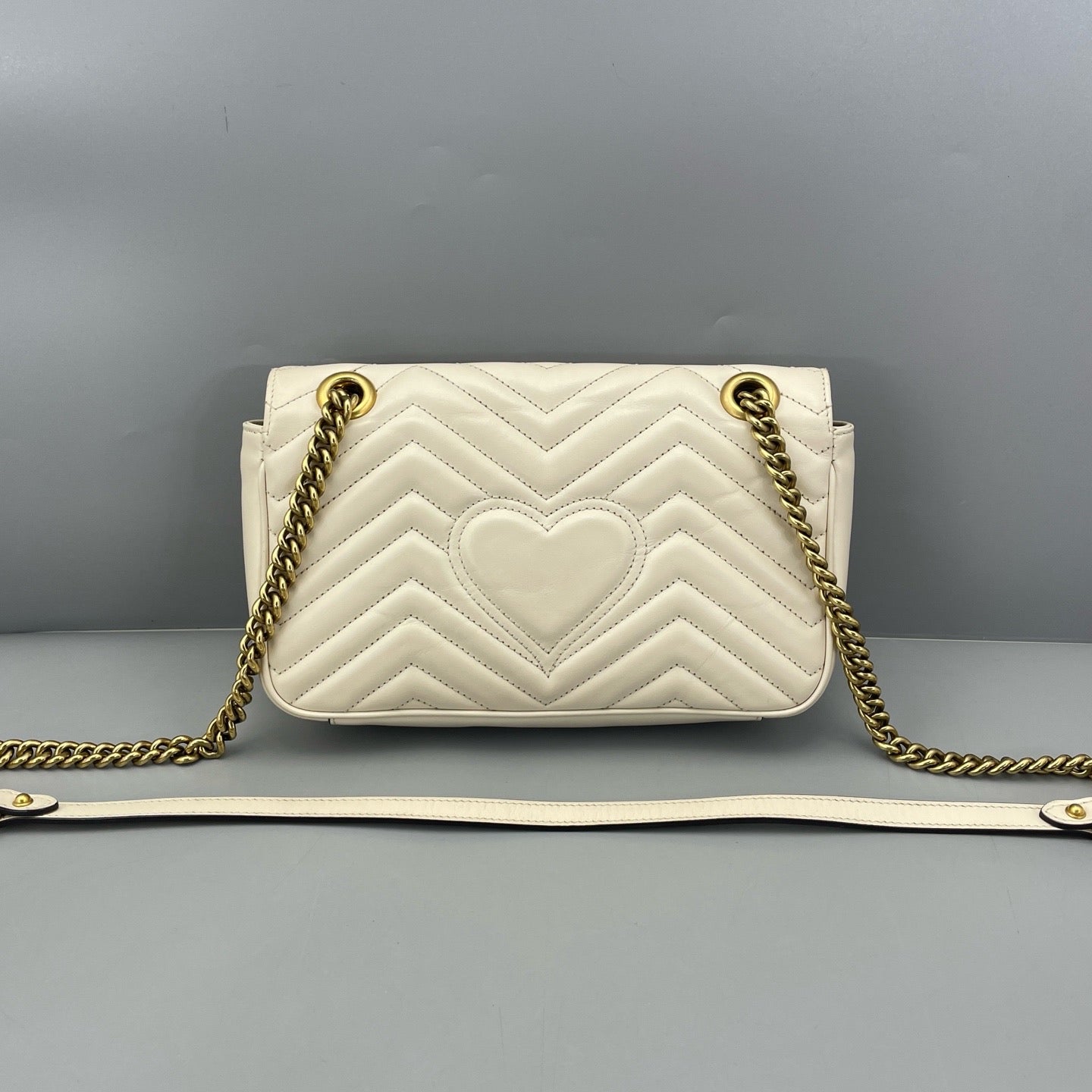 Gucci - GG Marmont Small Shoulder Bag - Leather - White - (small)