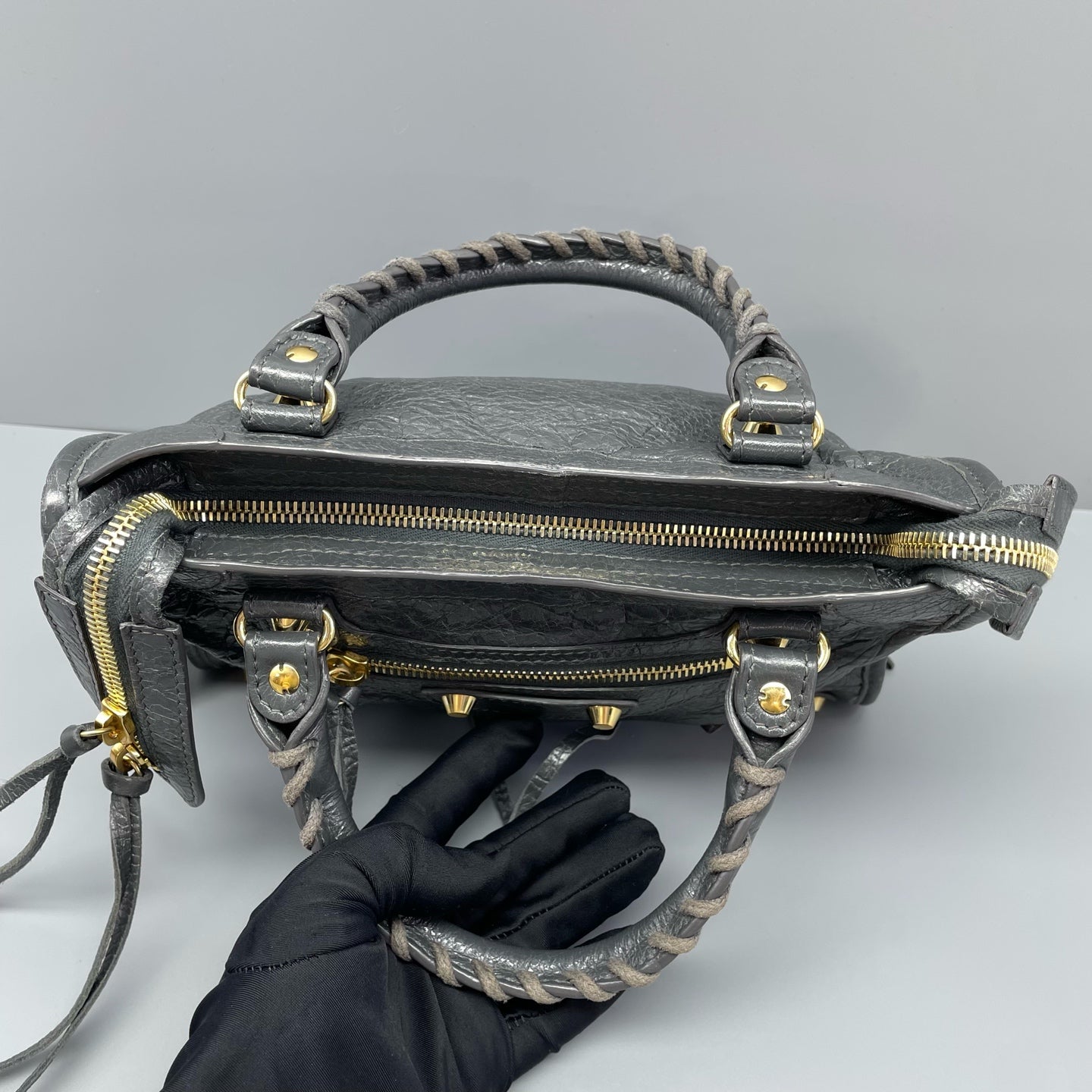 Balenciaga - Mini City Bag - Distressed lambskin leather - Grey - (mini)