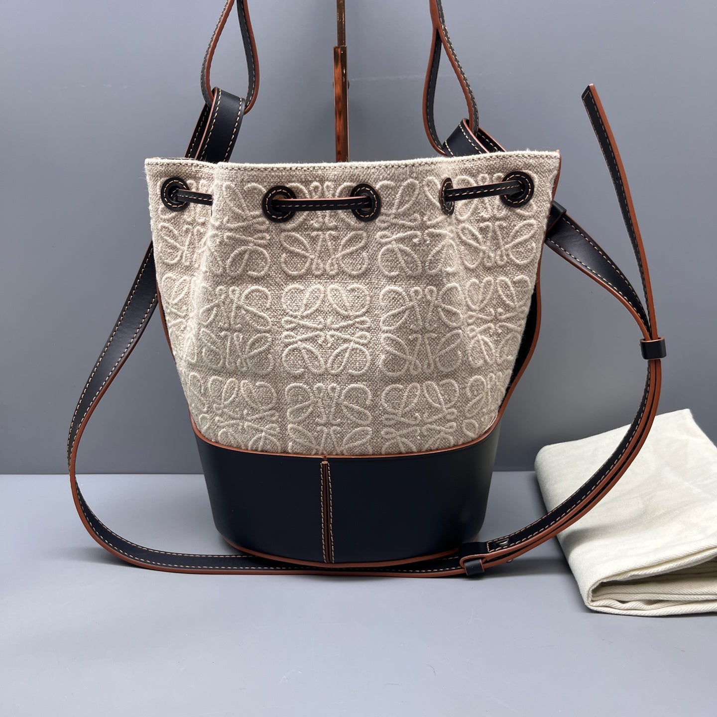 Loewe - Balloon Bucket Bag - Leather, Canvas - Multicolour - (mini)