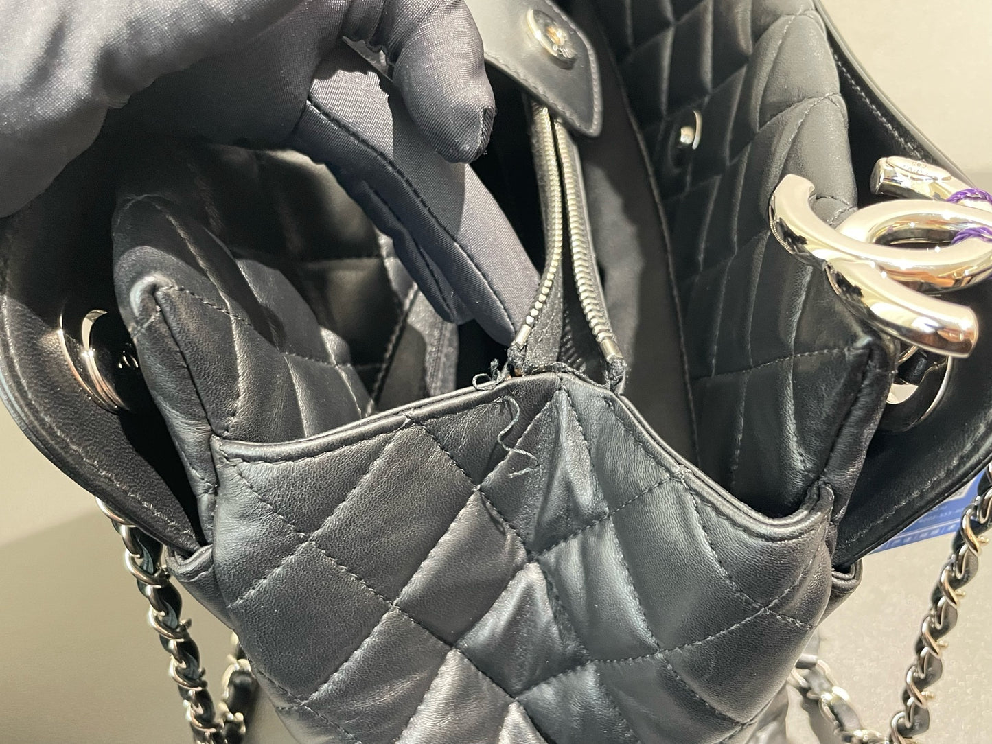 Chanel - Large Shopping Tote - Quilted lambskin leather with smooth leather trim - Black with silver-tone hardware - (Large)