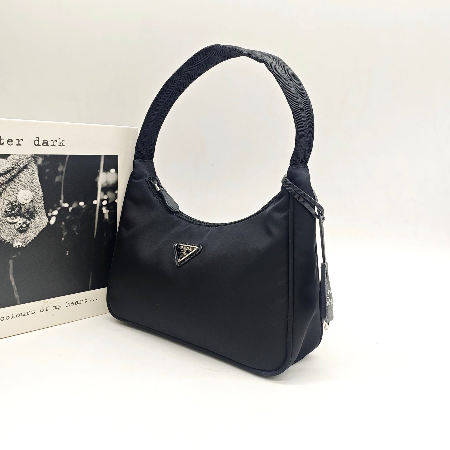 Prada - Re-Edition 2000 Hobo Shoulder Bag - Polyamide - Black - (mini)